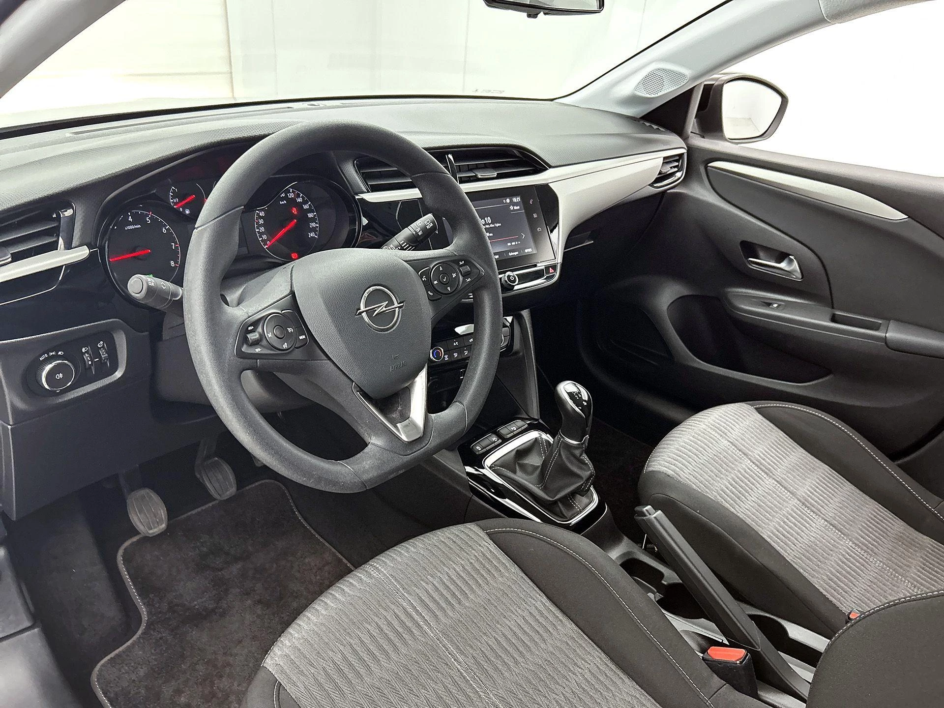 Opel-Corsa-image-18