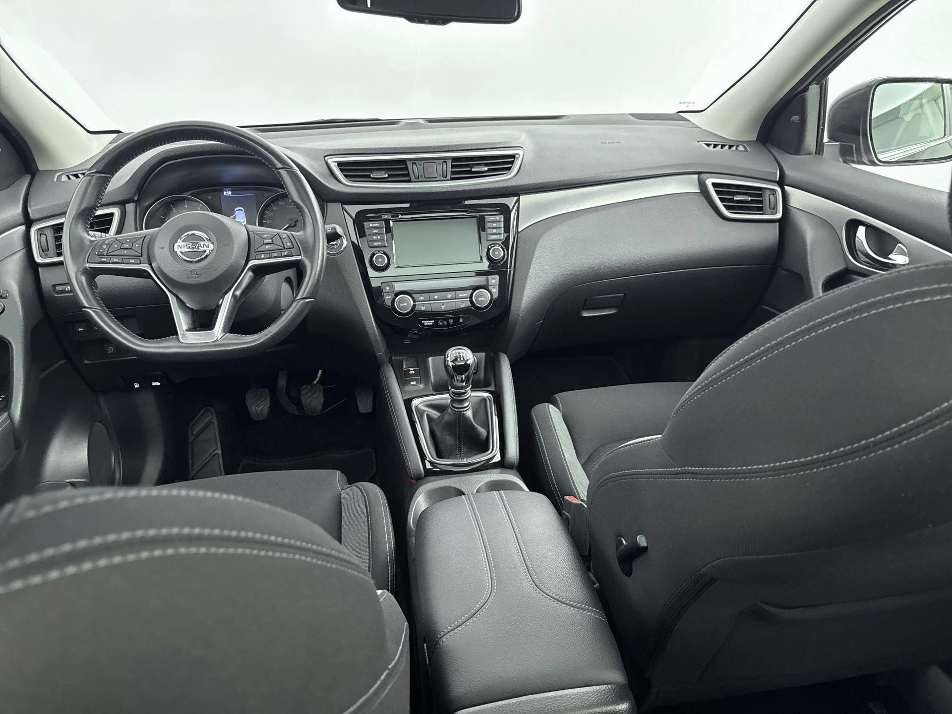 Nissan-QASHQAI-image-21