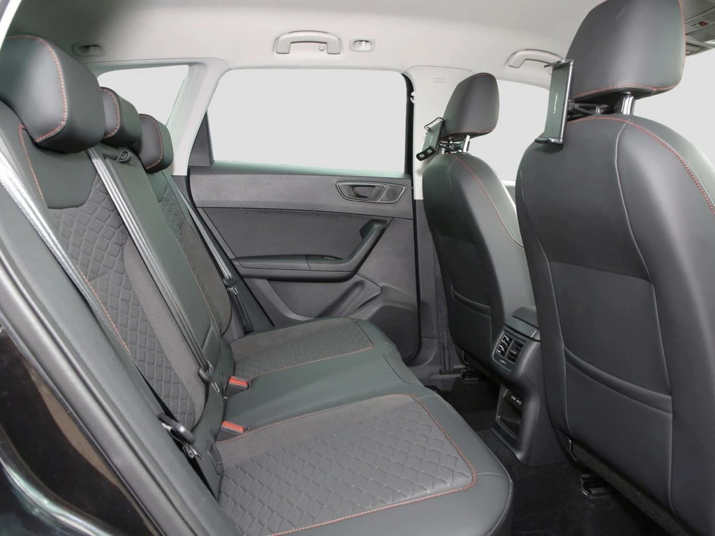 SEAT Ateca 2.0 TSI DSG 4Drive FR 18" ACC NAVI SHZ