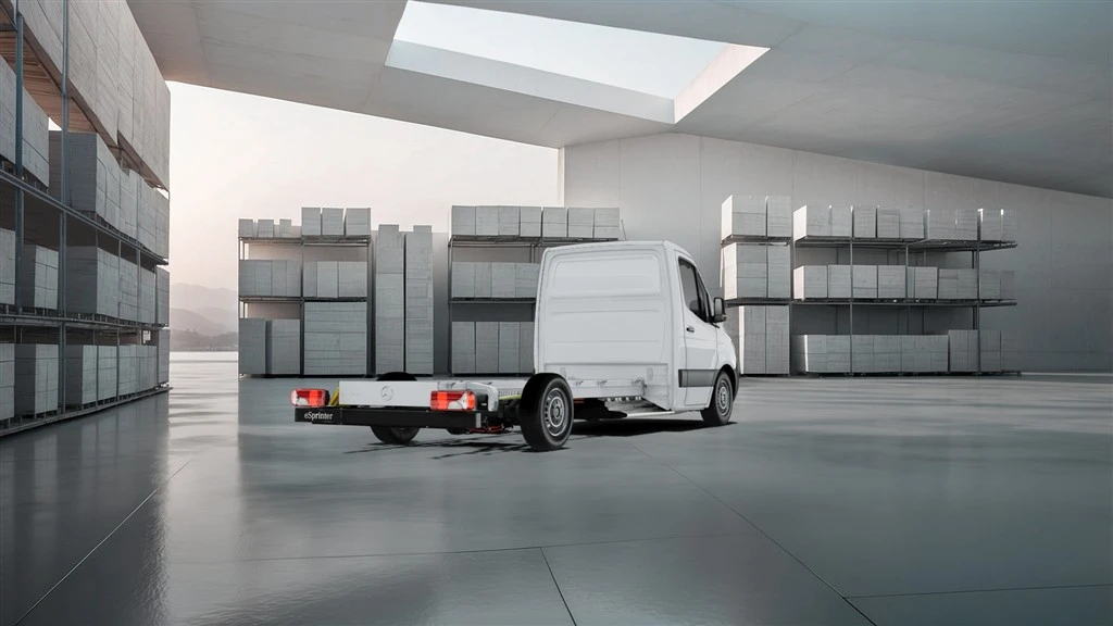 Mercedes-Benz-eSprinter-image-1