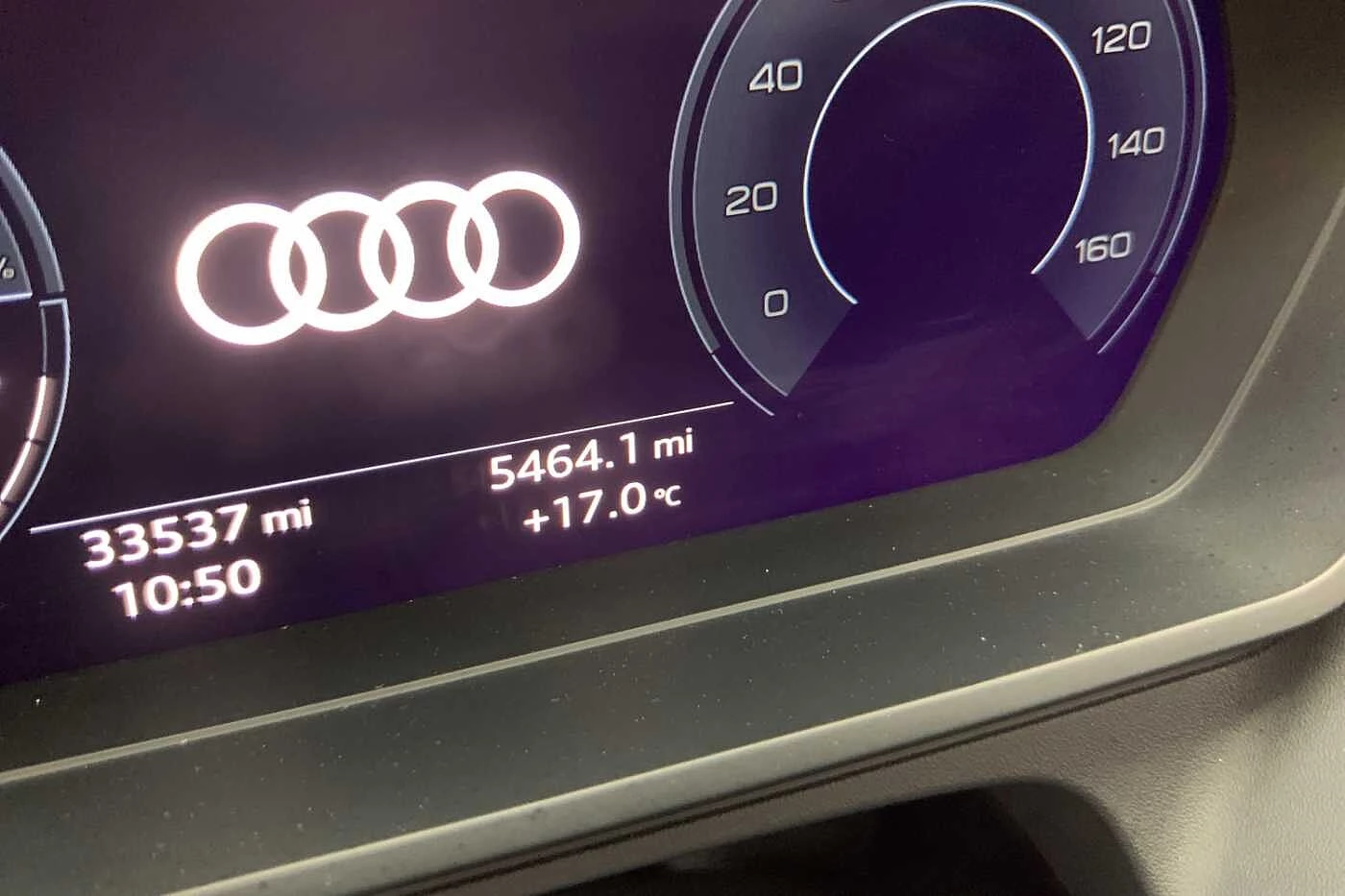 Audi-Q4 e-tron-image-12