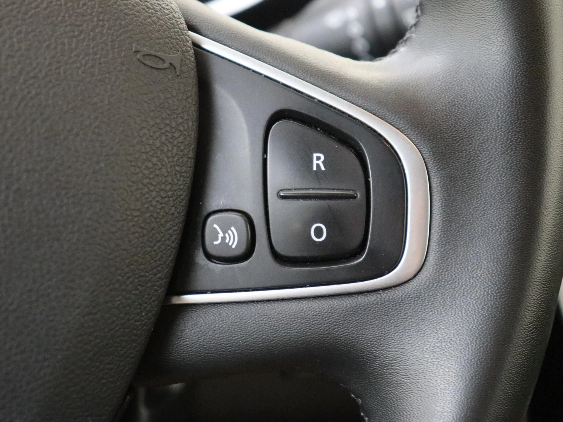 Renault-Clio-image-14