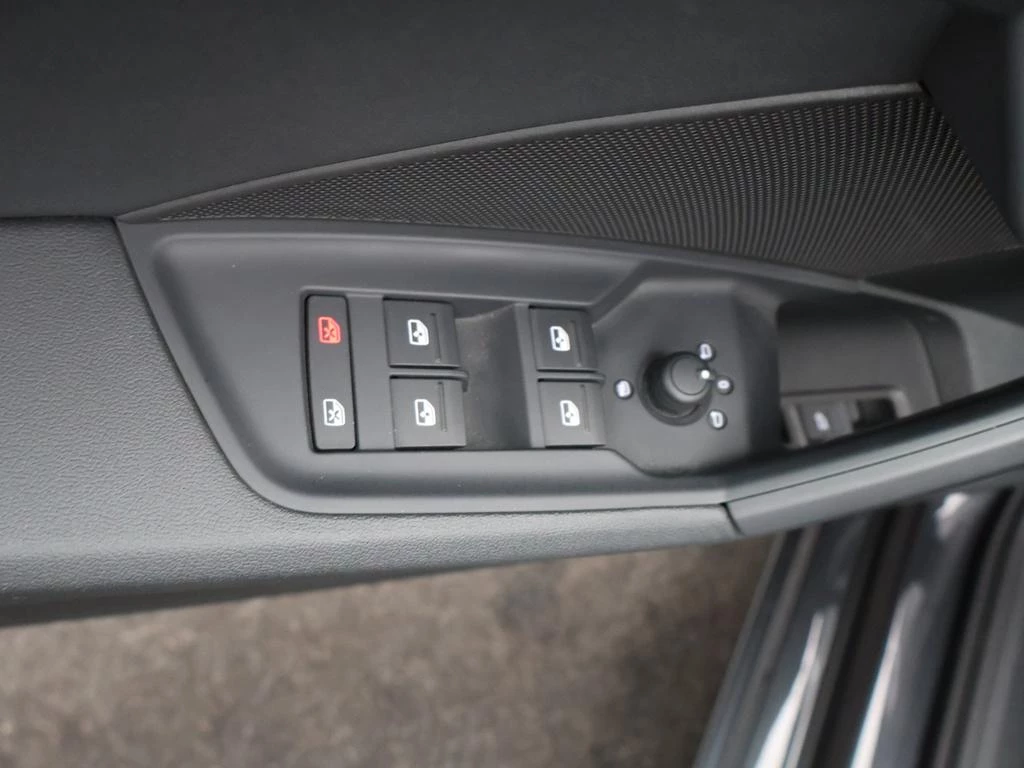 Audi A3 Sportback PHEV Audi A3 Sportback PHEV 40TFSIe 204PK *AUTOMAAT*LEDER*CAMERA*CRUISE*VIRTUAL COCKPIT*APP-CONNECT*PDC*...*