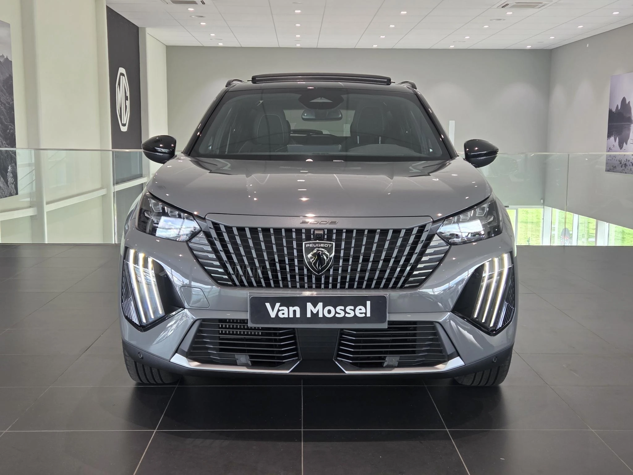 Peugeot-2008-image-2