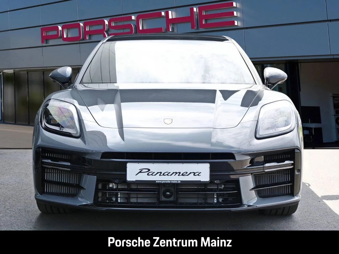 Porsche-Panamera-image-6