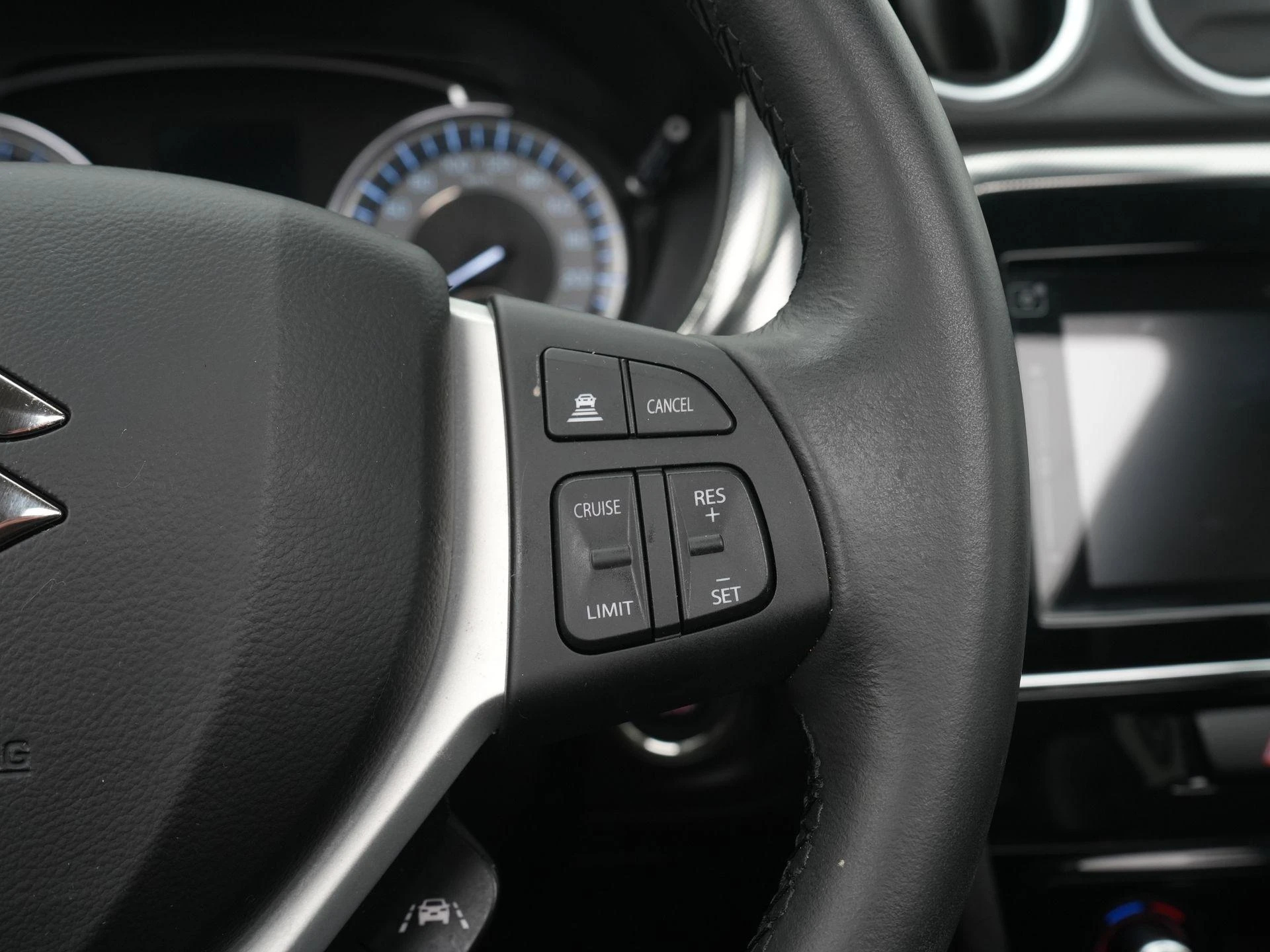 Suzuki-Vitara-image-19