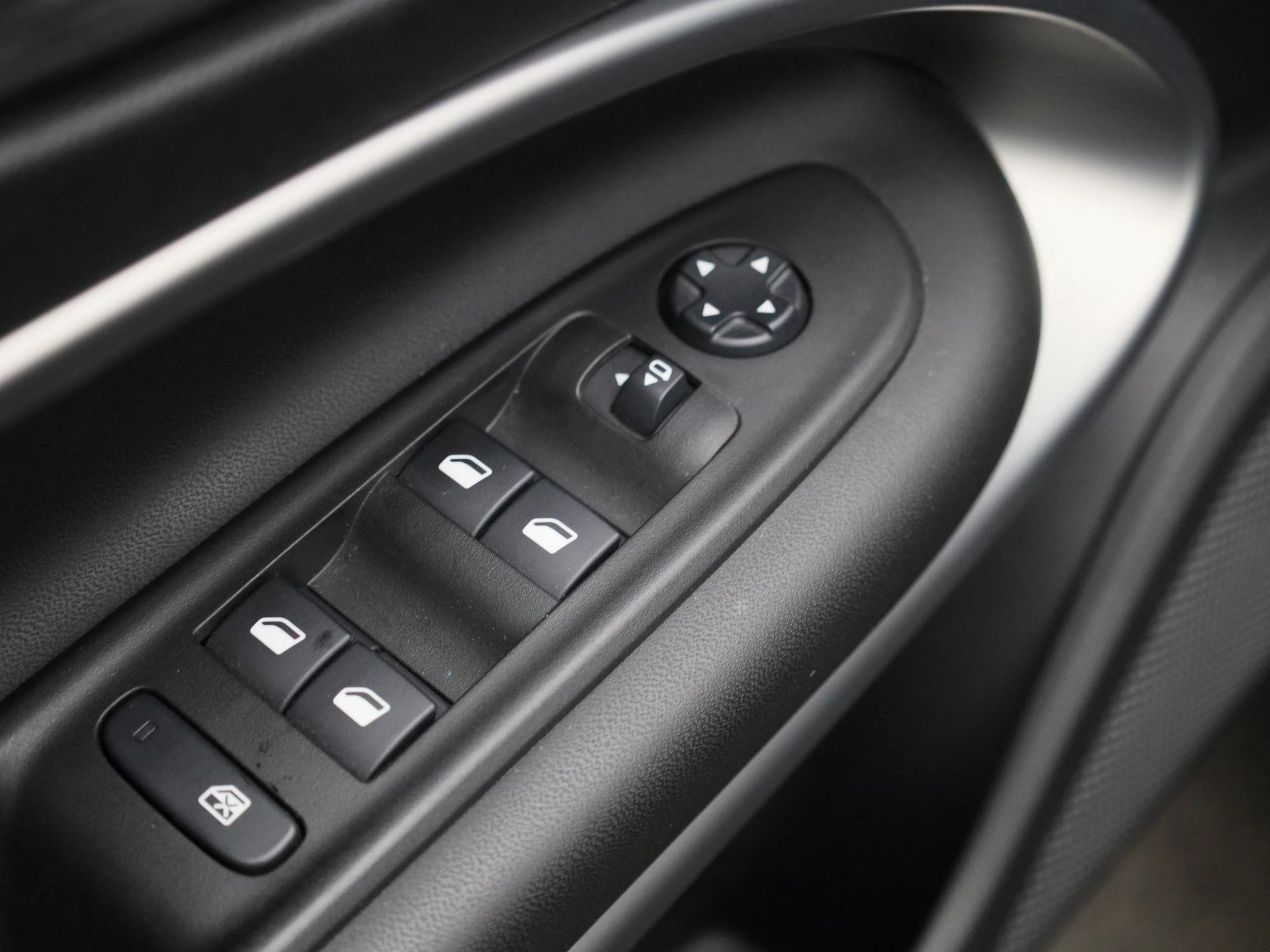 Jeep-Avenger-image-34