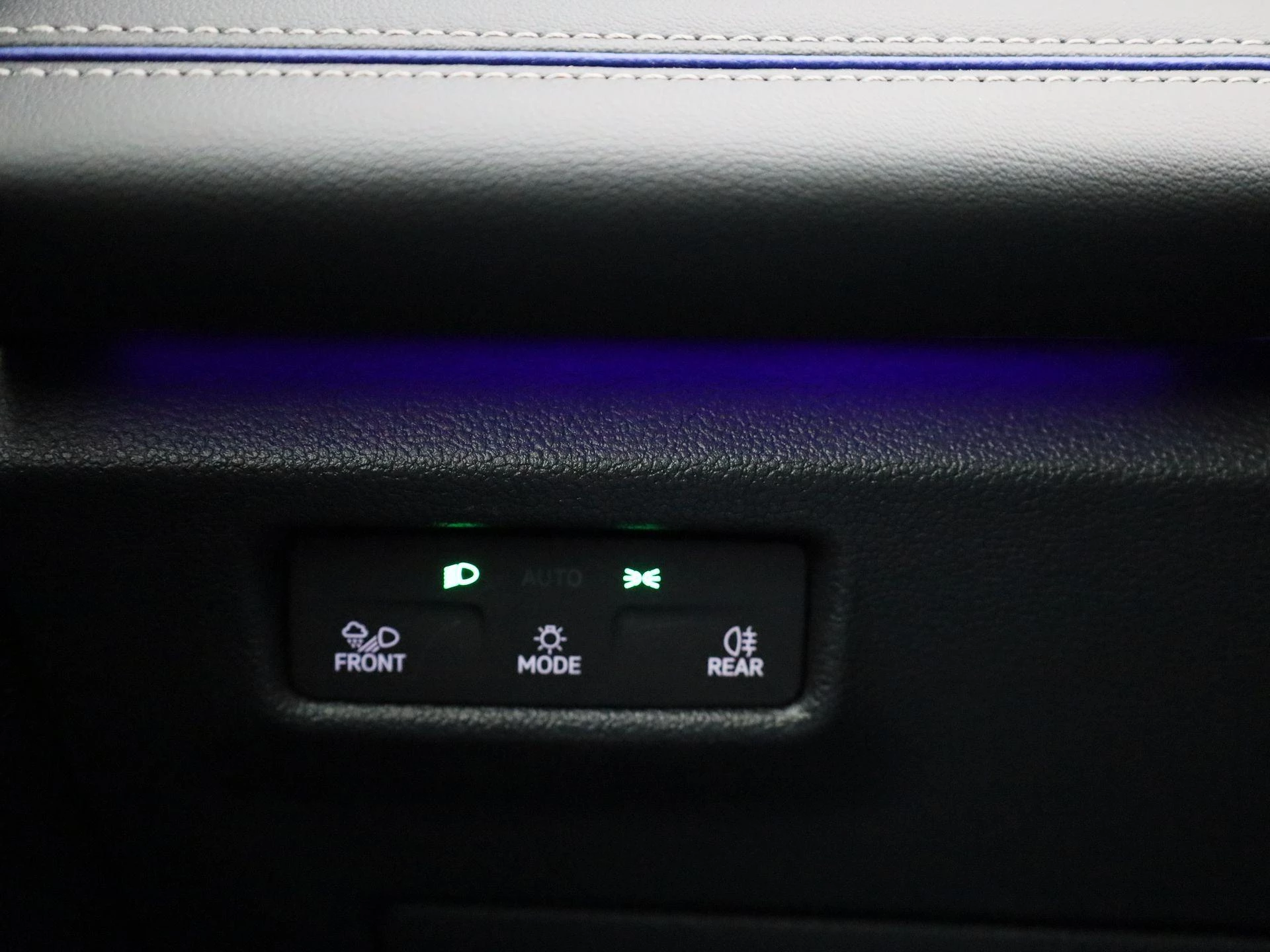 Volkswagen-Tiguan-image-30