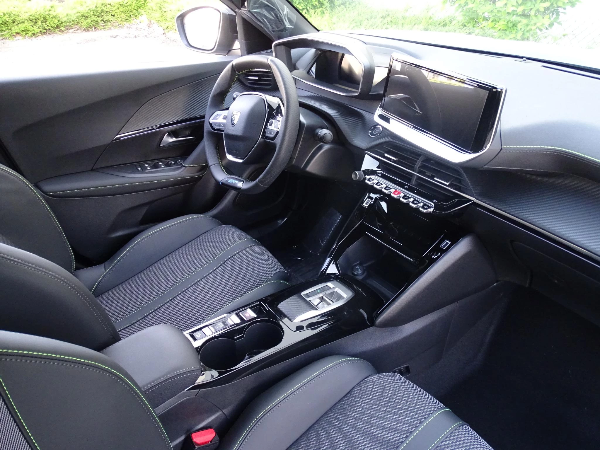 Peugeot-2008-image-13