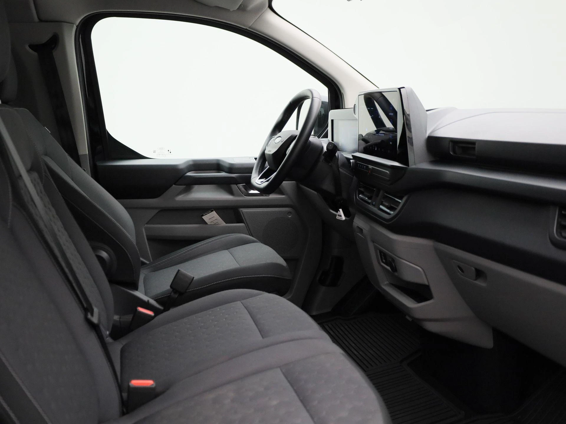 Ford-Transit Custom-image-31