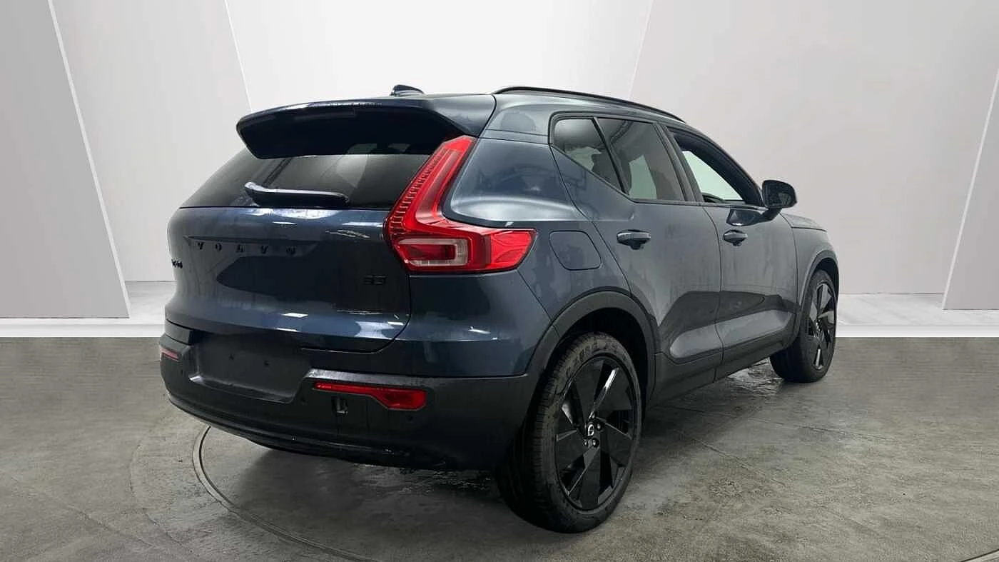 Volvo-XC40-image-2