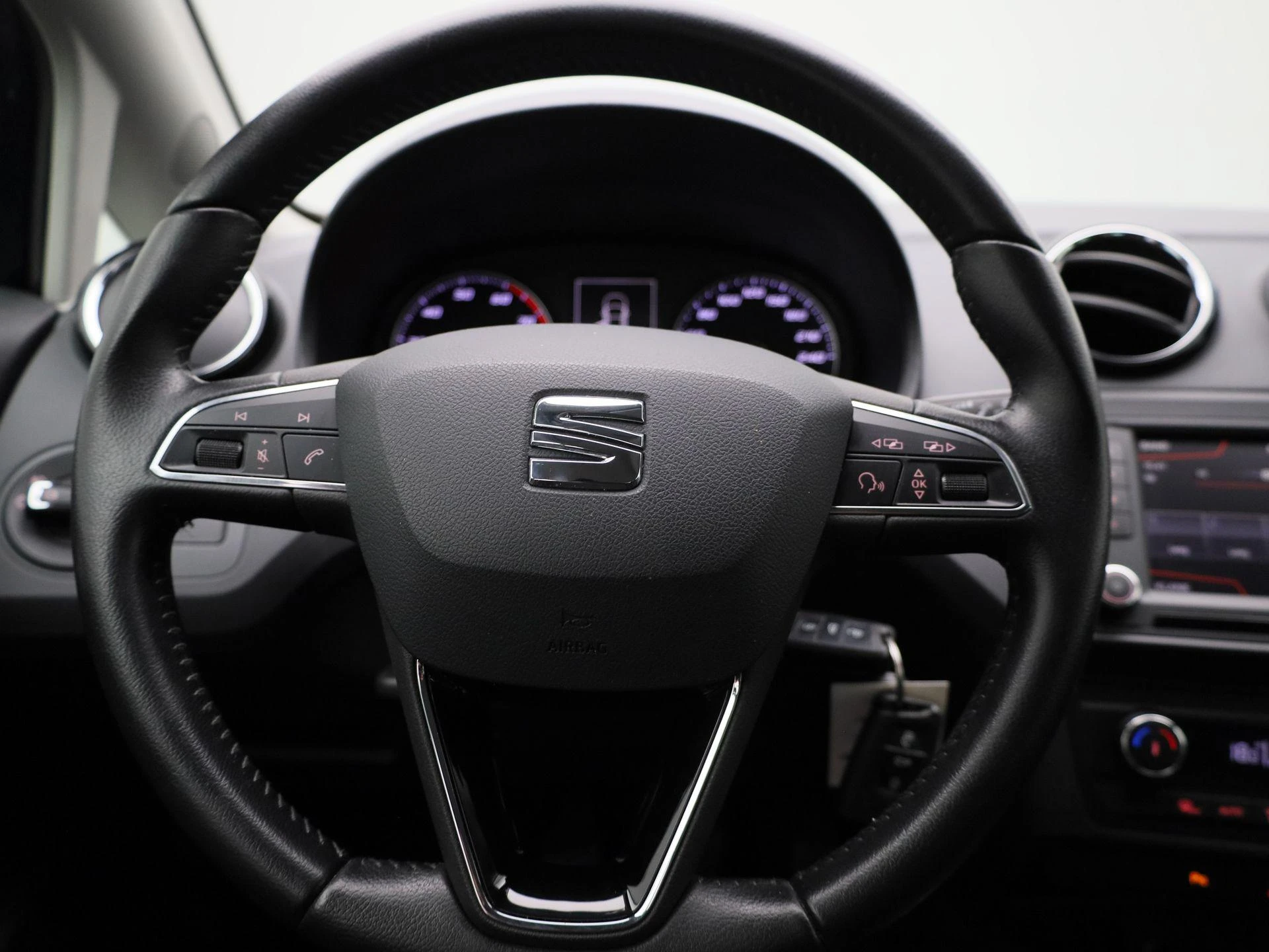 SEAT-Ibiza-image-6