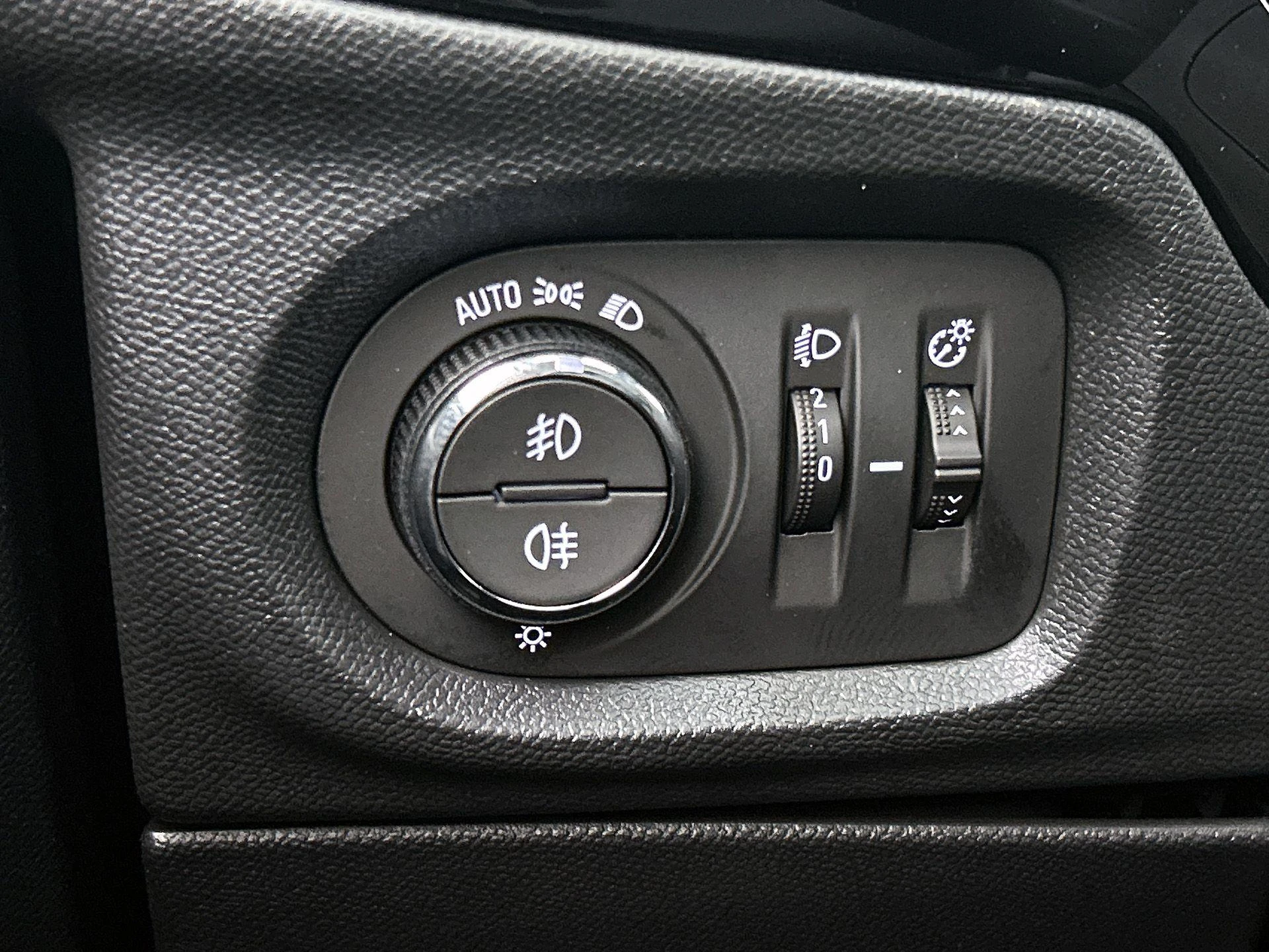 Opel-Corsa-image-17