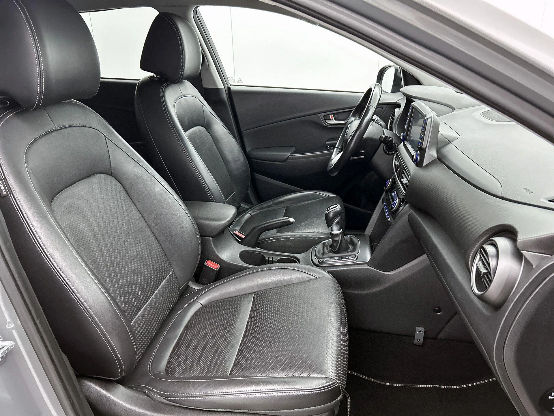 Hyundai-Kona-image-39
