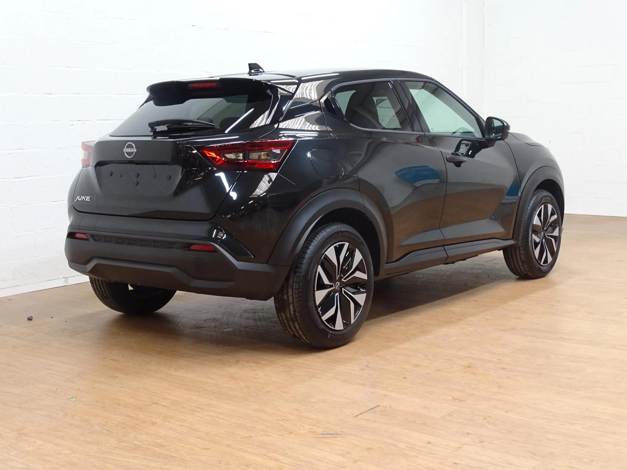 Nissan Juke 1.0 DIG-T Acenta automaat