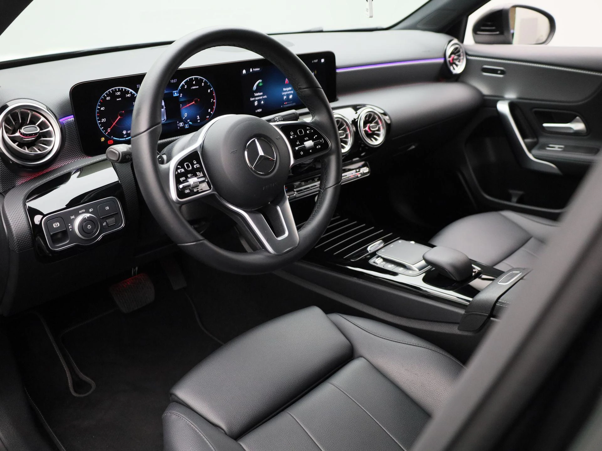 Mercedes-Benz-A-Klasse-image-15