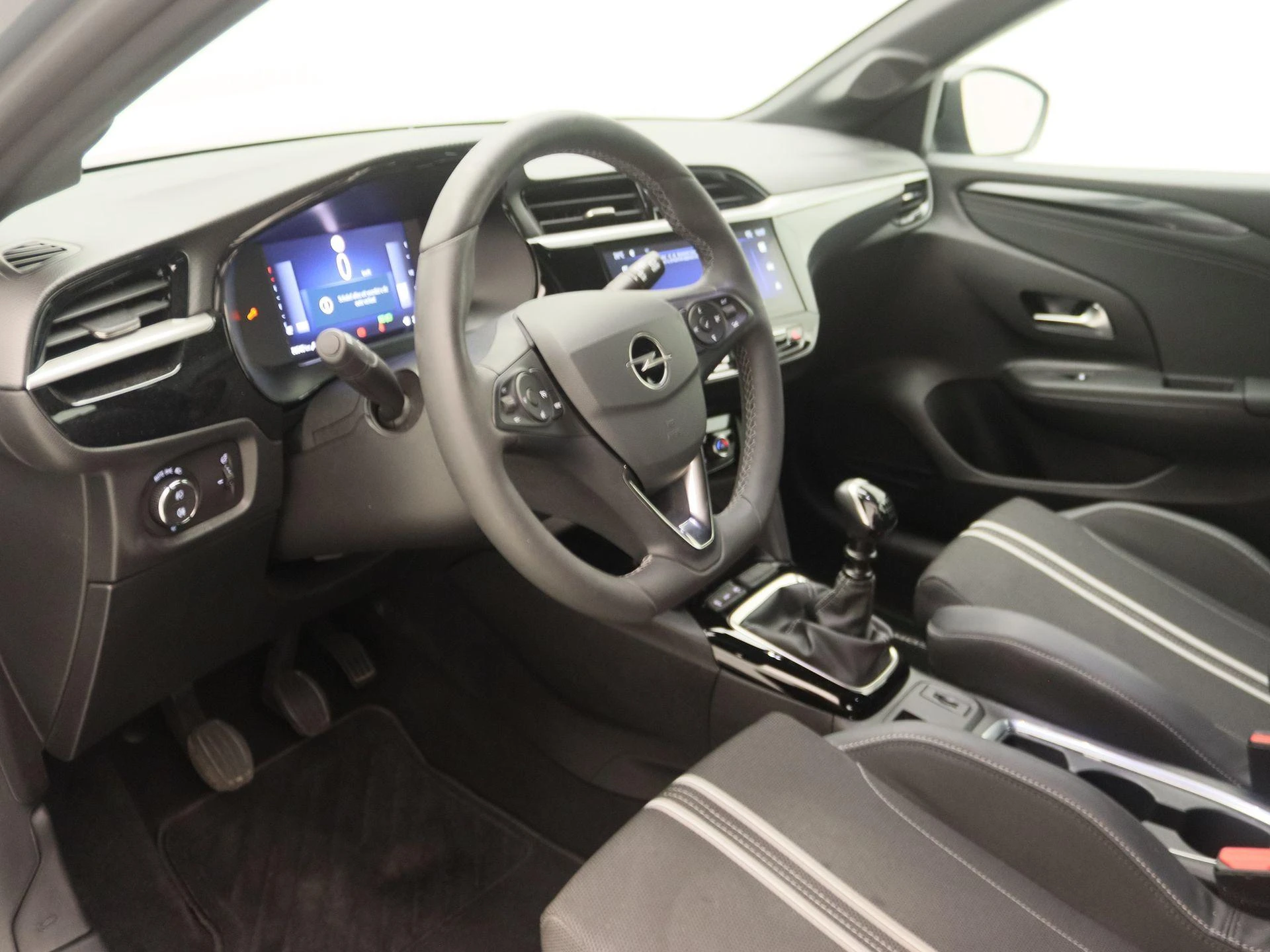Opel-Corsa-image-20