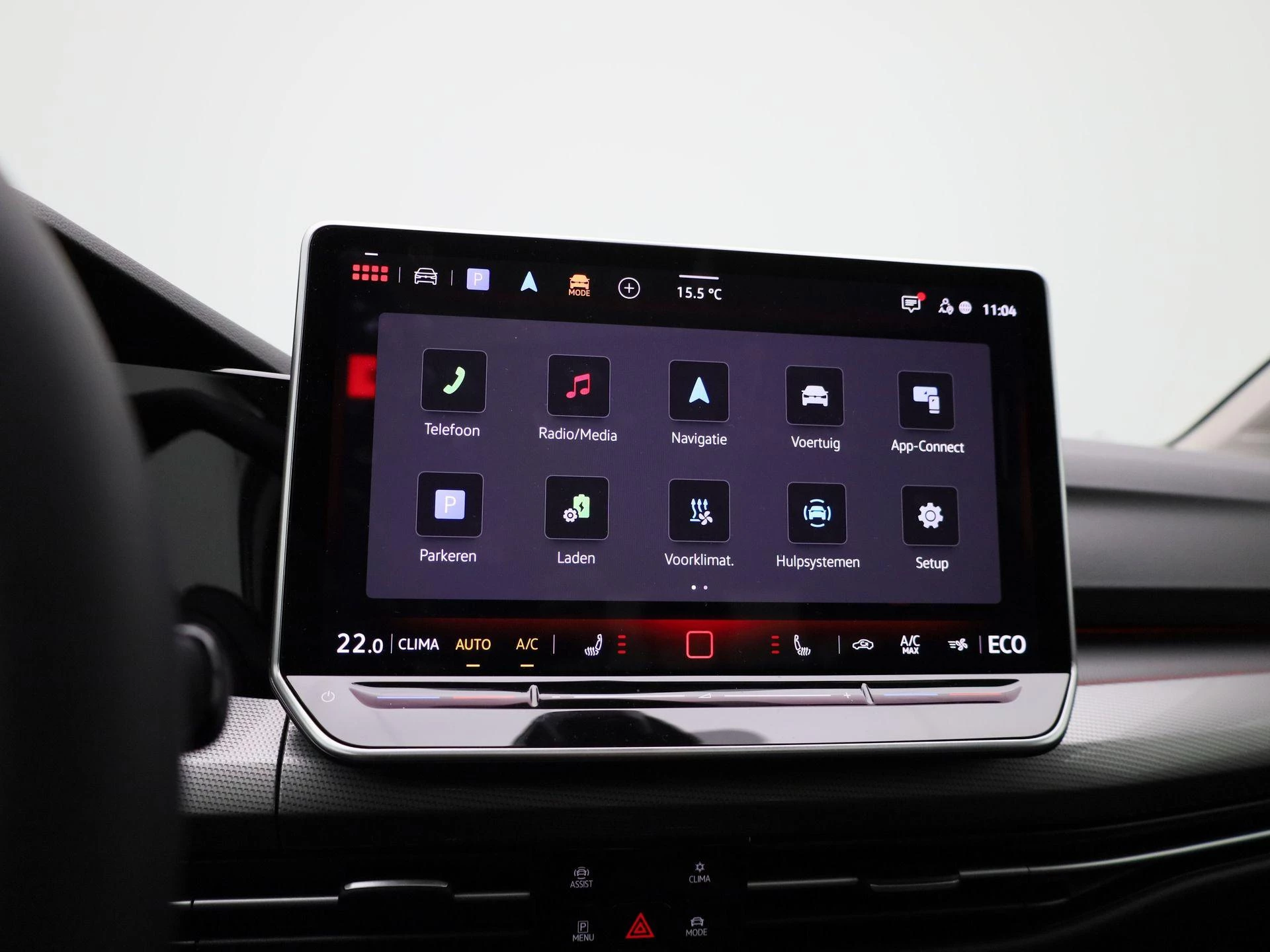 Volkswagen-Golf-image-28