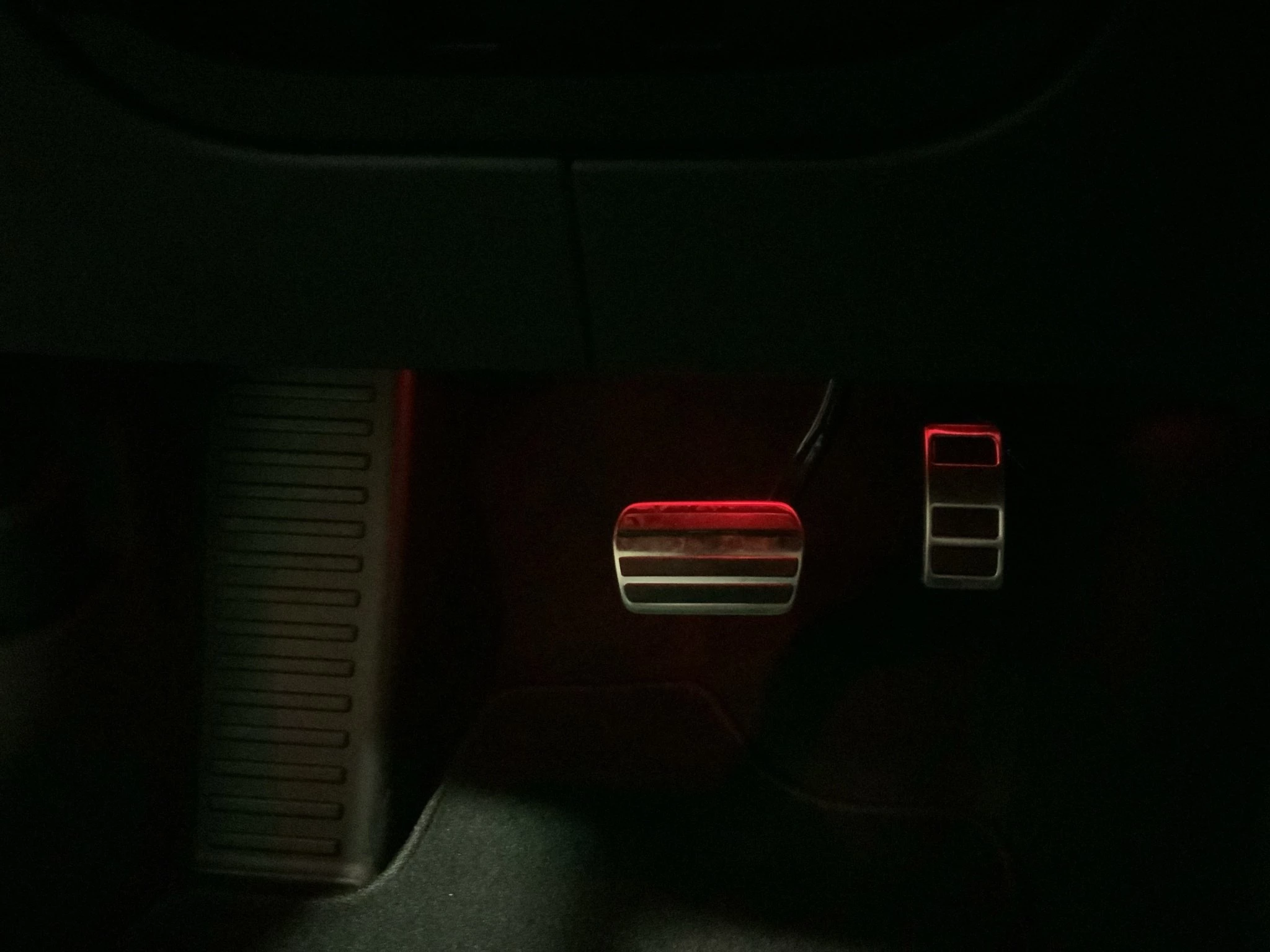 Ford-Mustang Mach-E-image-24