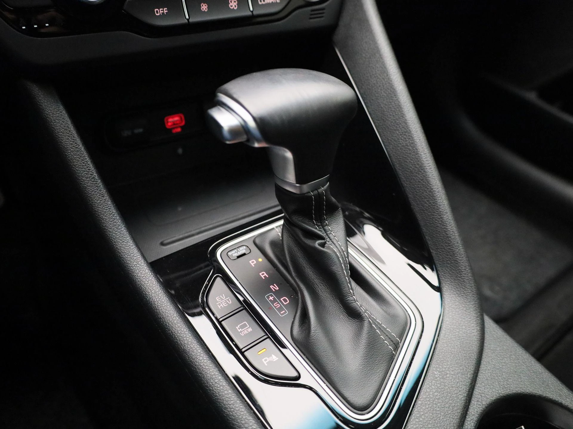 Kia-Niro-image-25