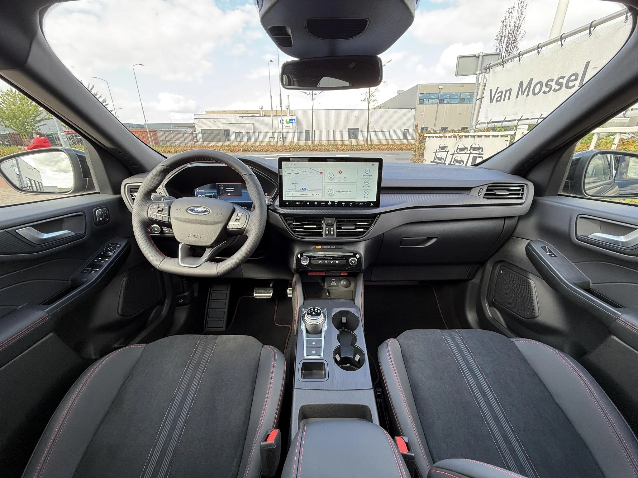 Ford-Kuga-image-10