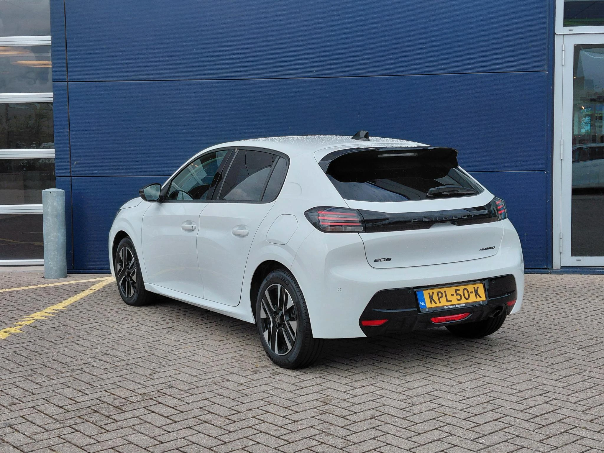 Peugeot-208-image-7