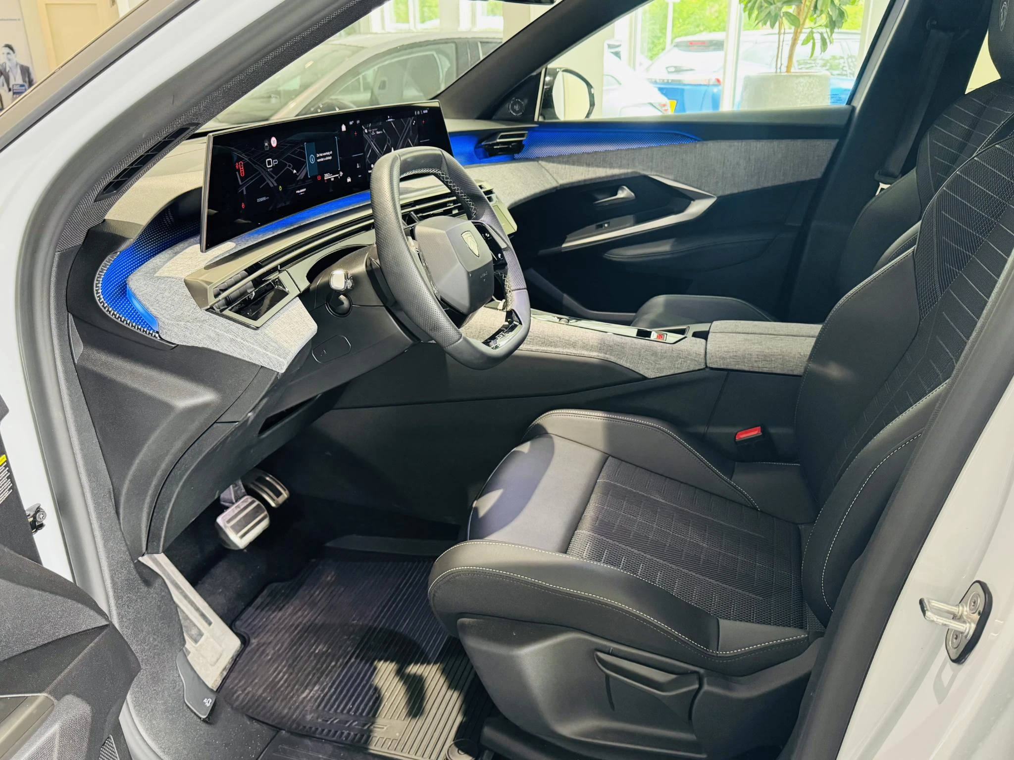 Peugeot 3008 1.2 Hybrid 136 GT