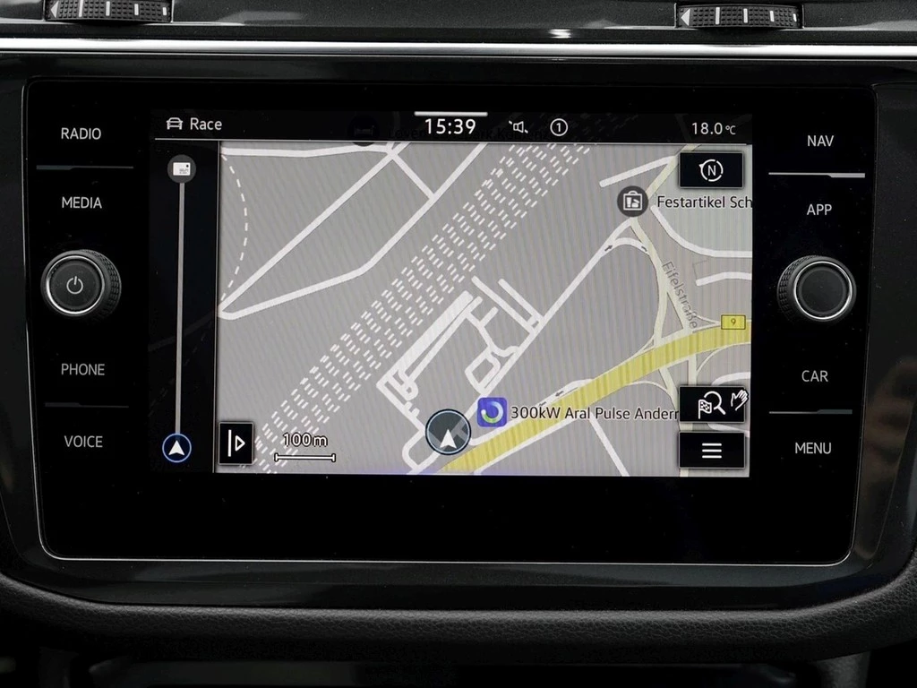 Volkswagen Tiguan R 2.0 TSI DSG 4Motion Navi/Pano/RFK