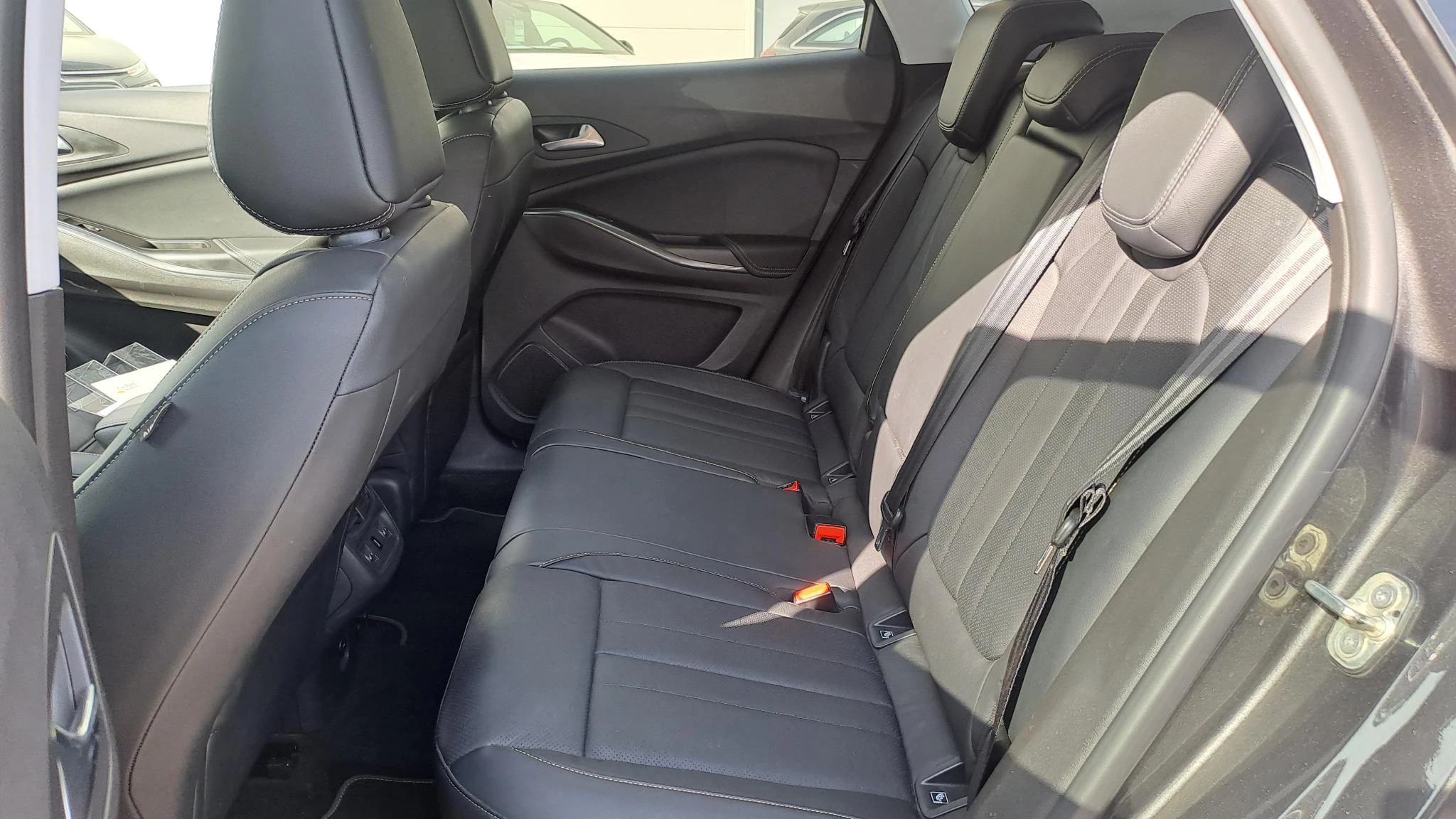 Opel-Grandland X-image-12