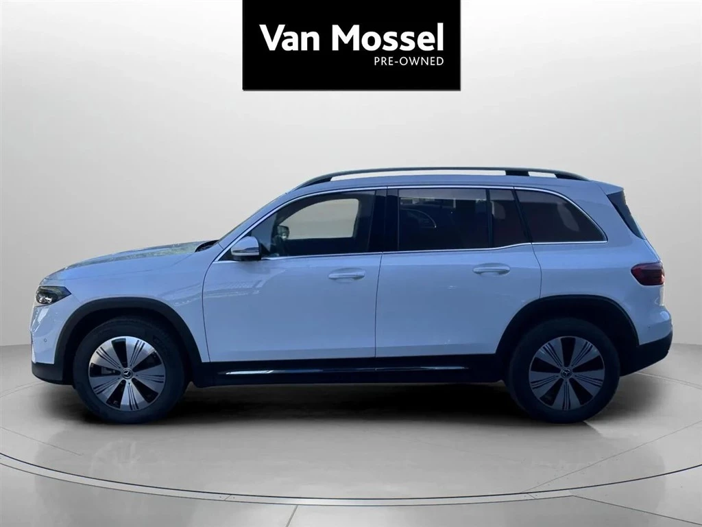Mercedes-Benz-EQB-image-7