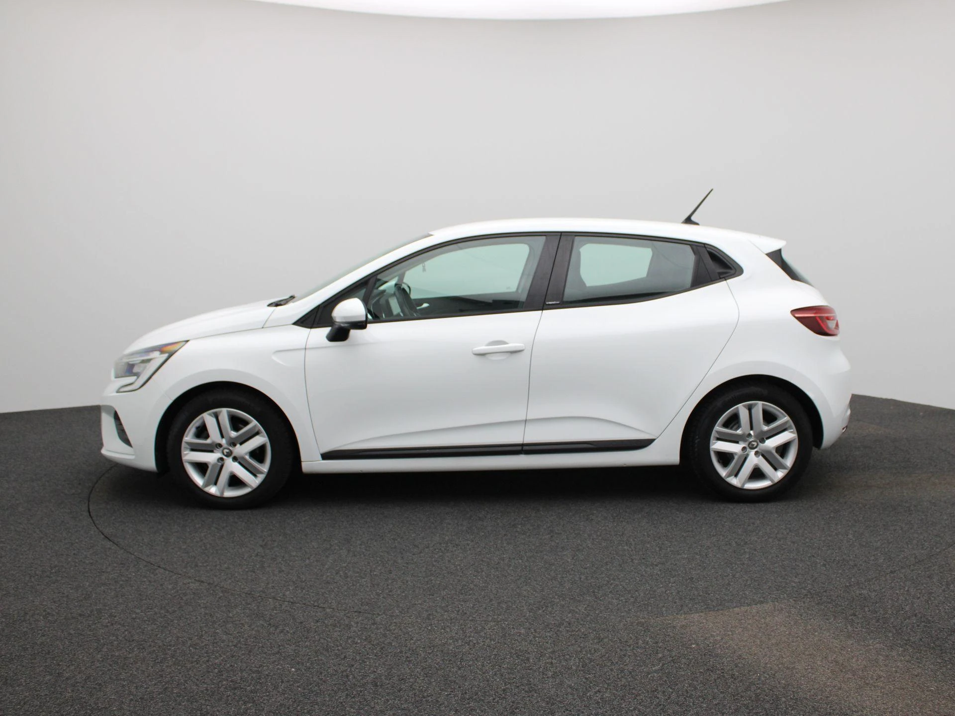 Renault-Clio-image-3