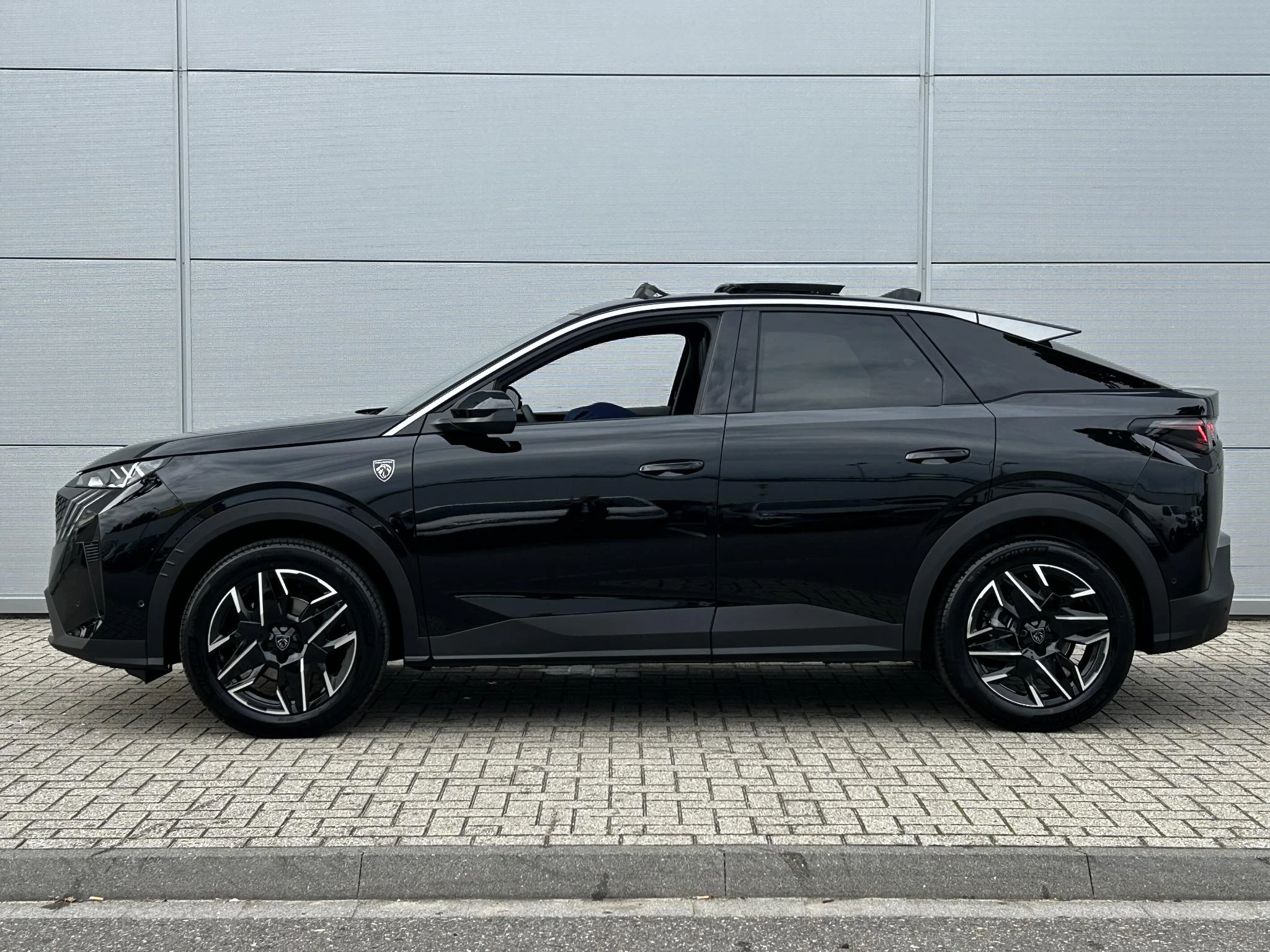 Peugeot-3008-image-1
