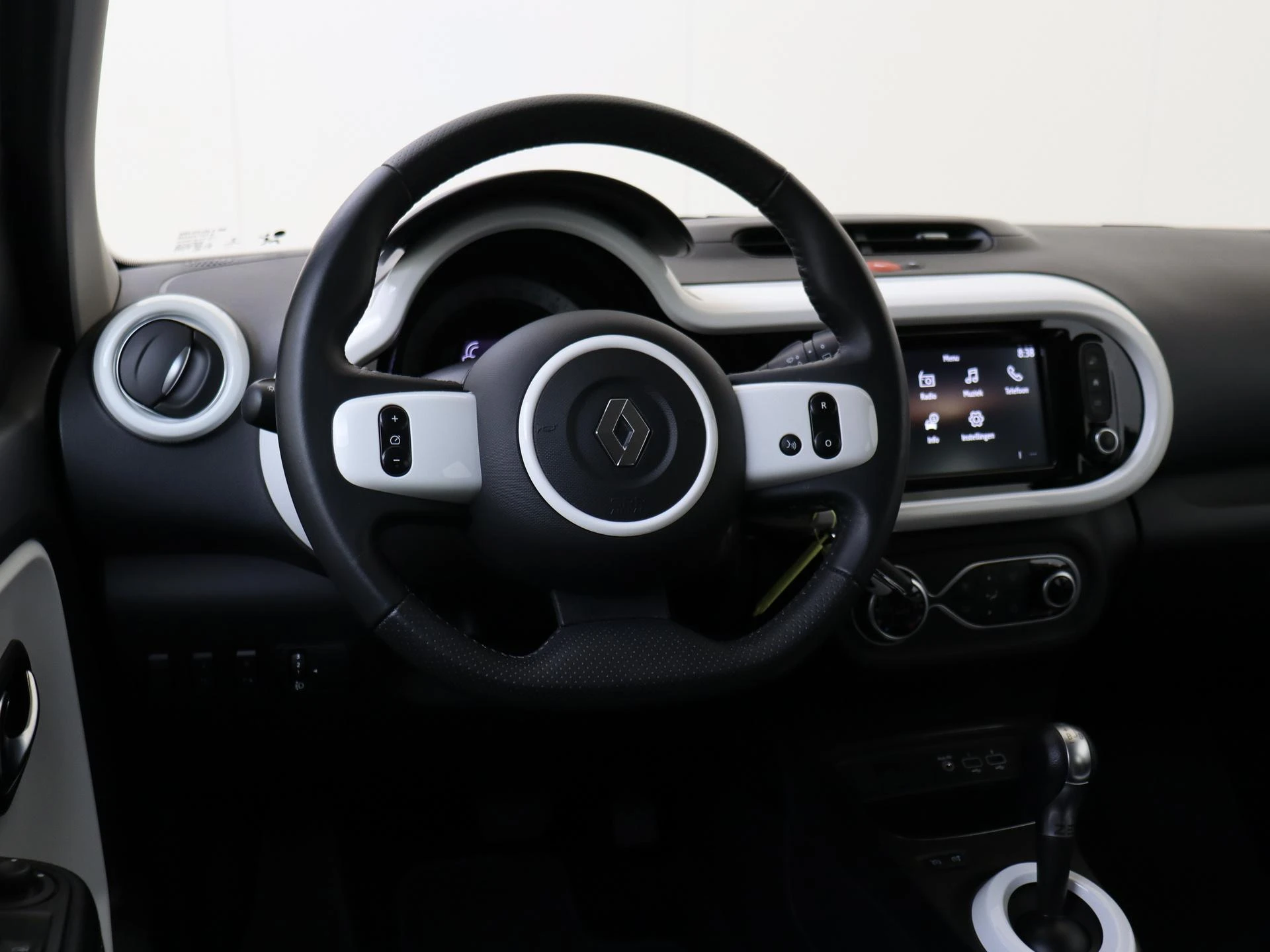 Renault-Twingo-image-9
