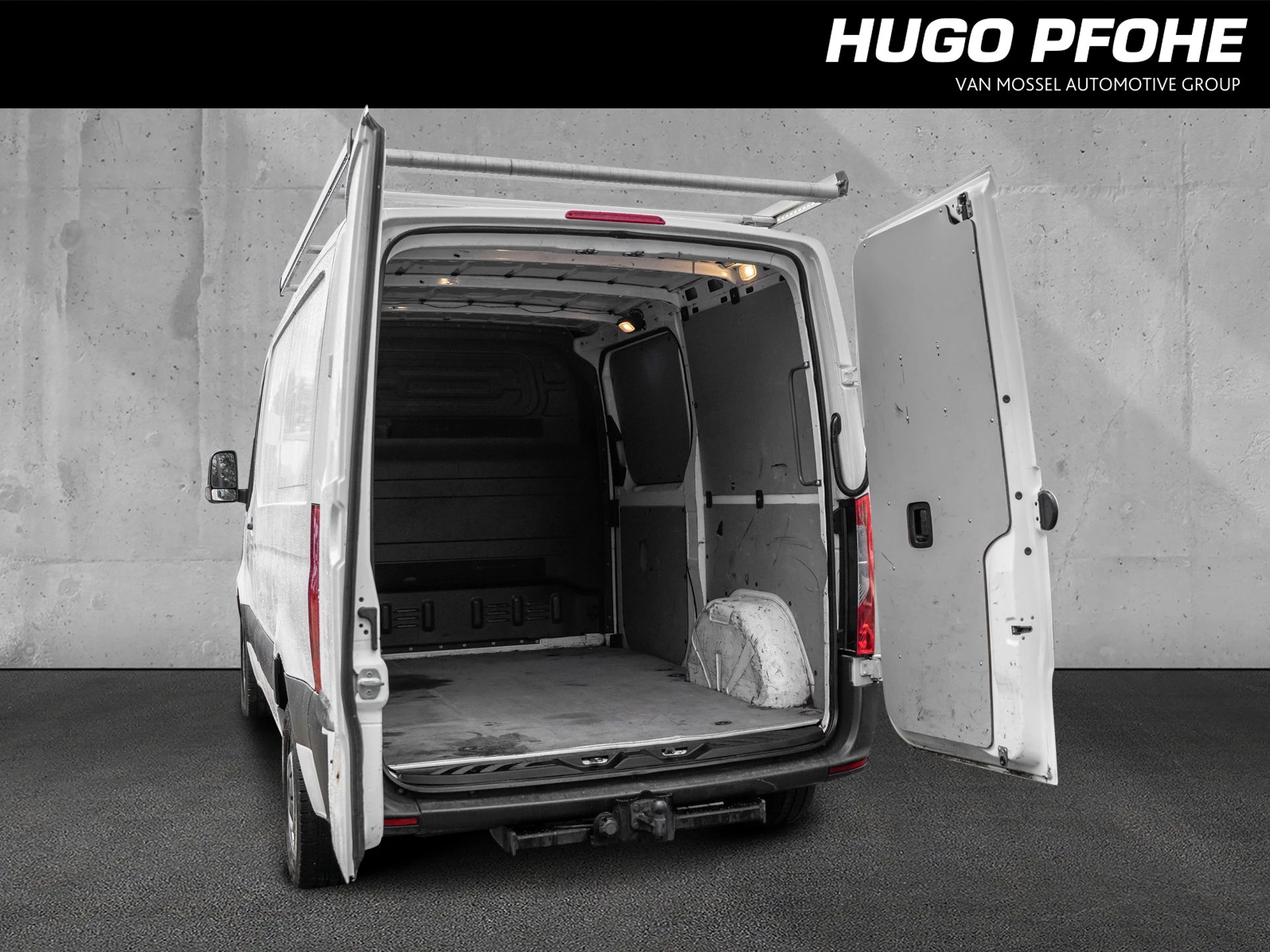 Mercedes-Benz-Sprinter-image-7