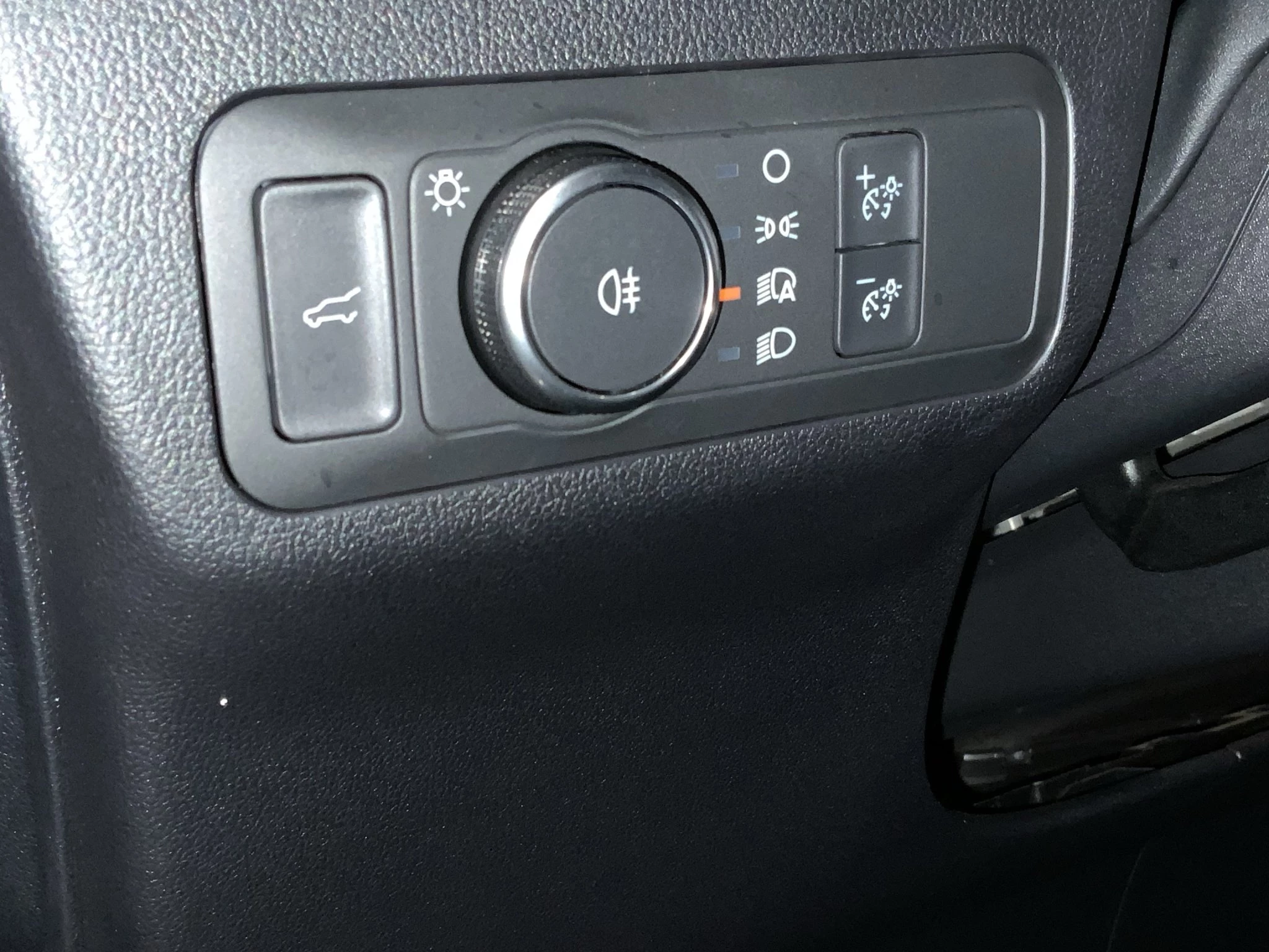 Ford Kuga ST-Line X Aut.*PANO*AHK*360GRAD*LED-MATRIX*NAVI*GRA*WINTER-PKT.