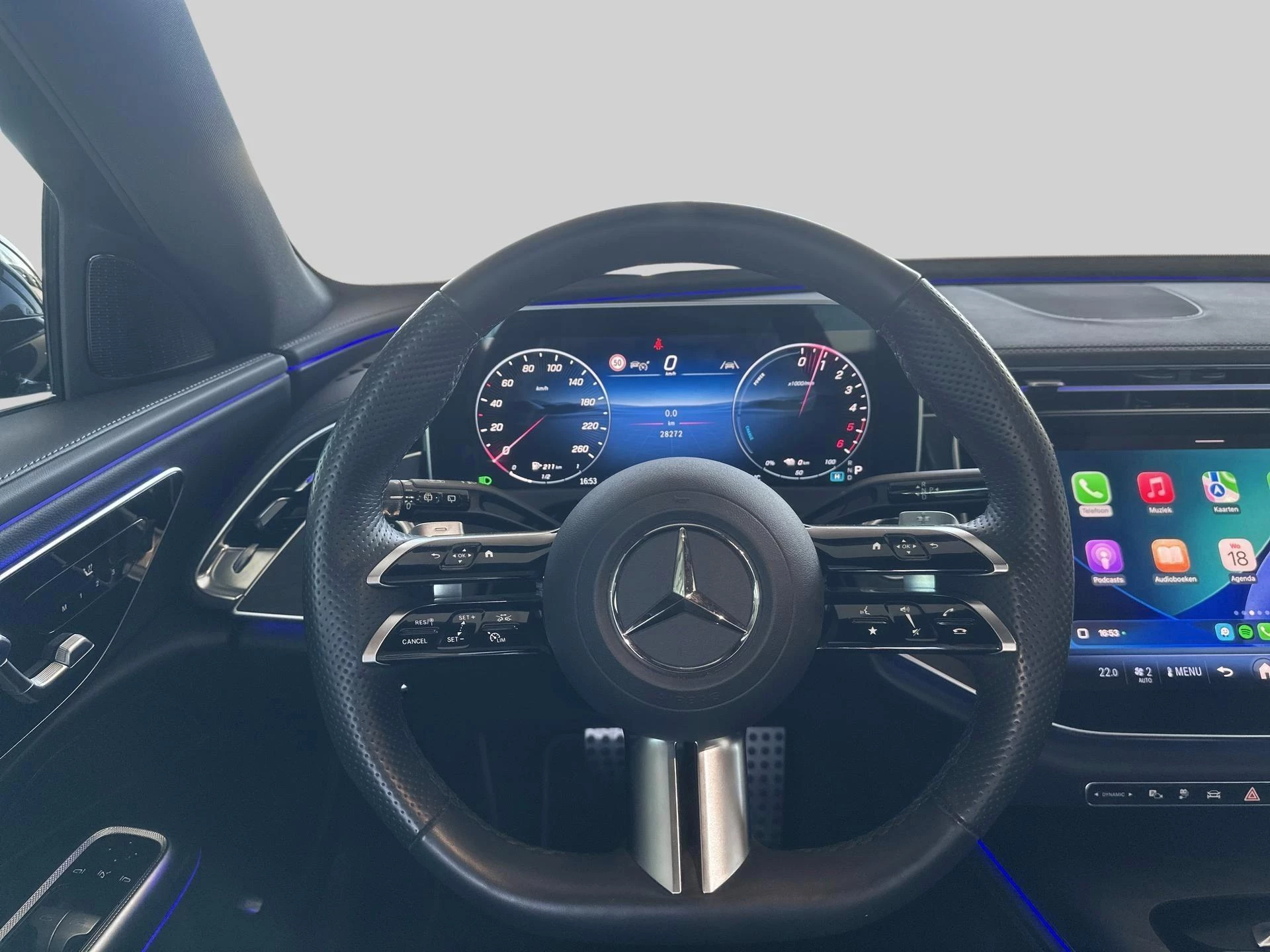 Mercedes-Benz-Classe E-image-9