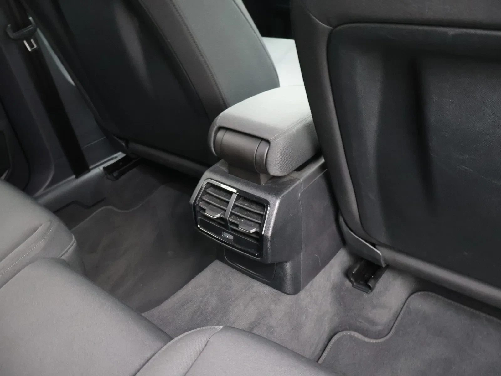 Audi-Q3-image-10