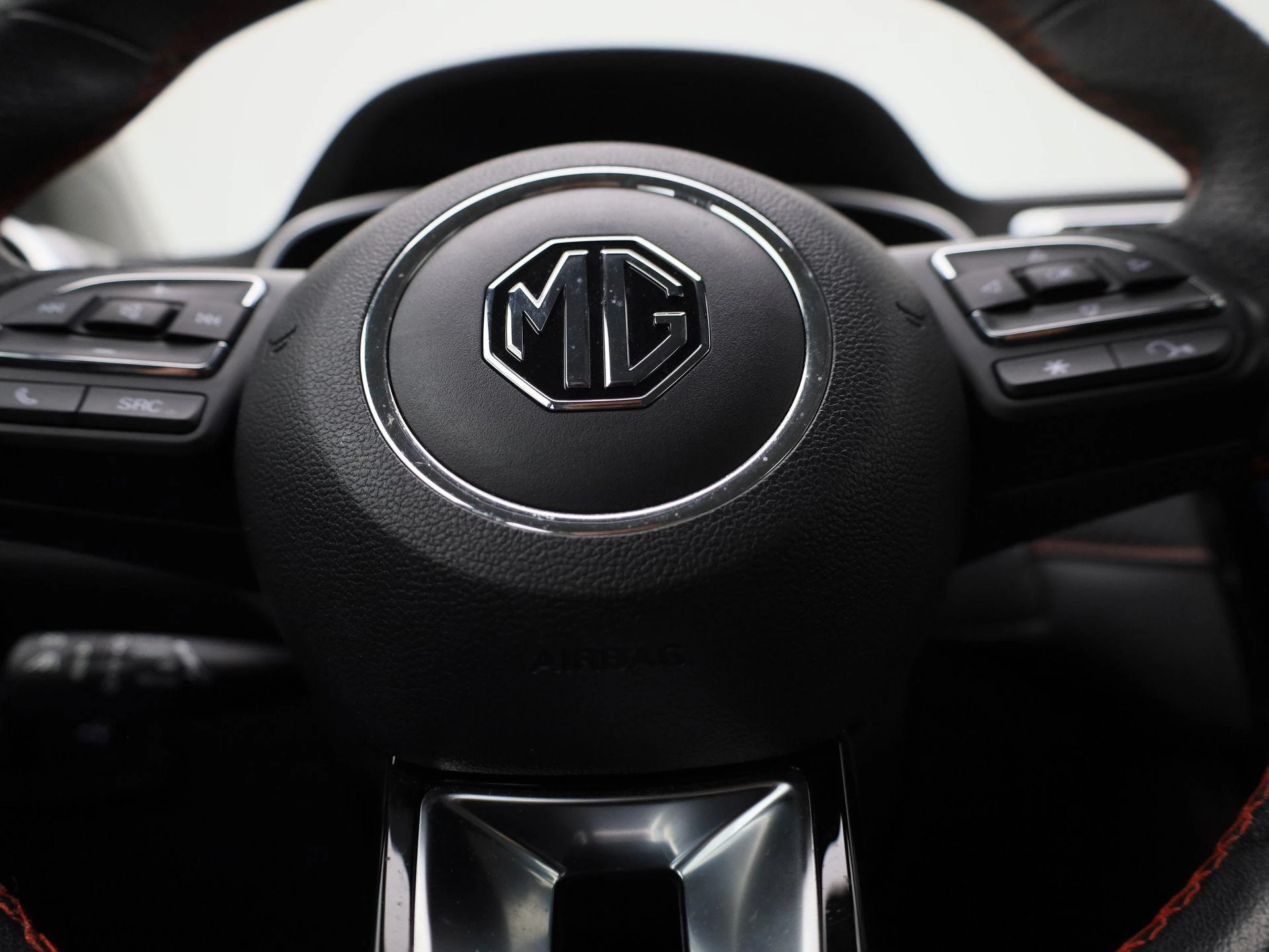 MG-ZS EV-image-28