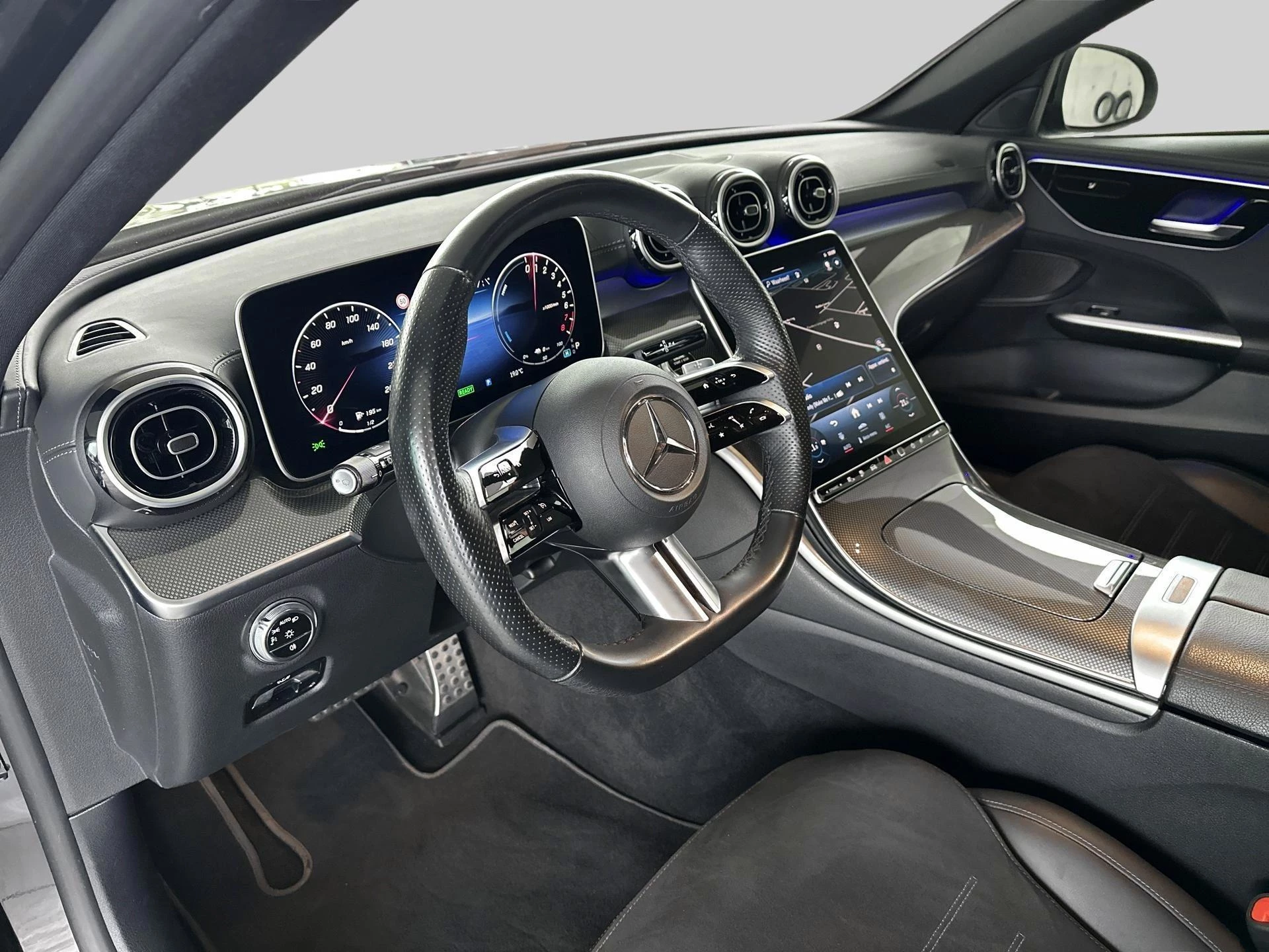 Mercedes-Benz C-Klasse 300 e AMG Line Estate + NIGHTPAKKET + TREKHAAK + CARPLAY + LED +