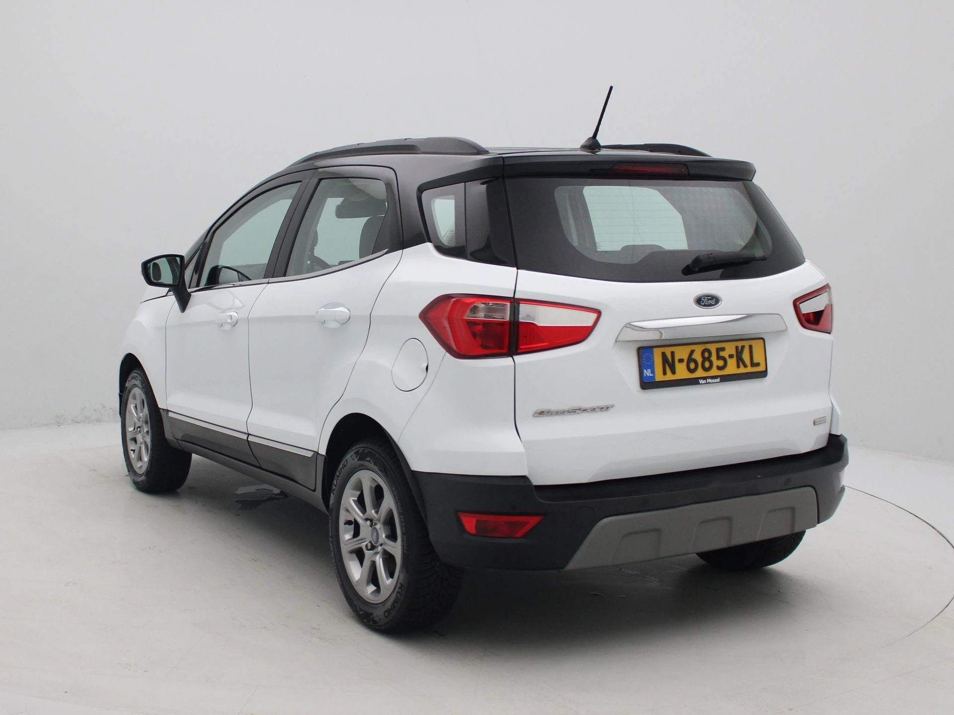 Ford-EcoSport-image-2