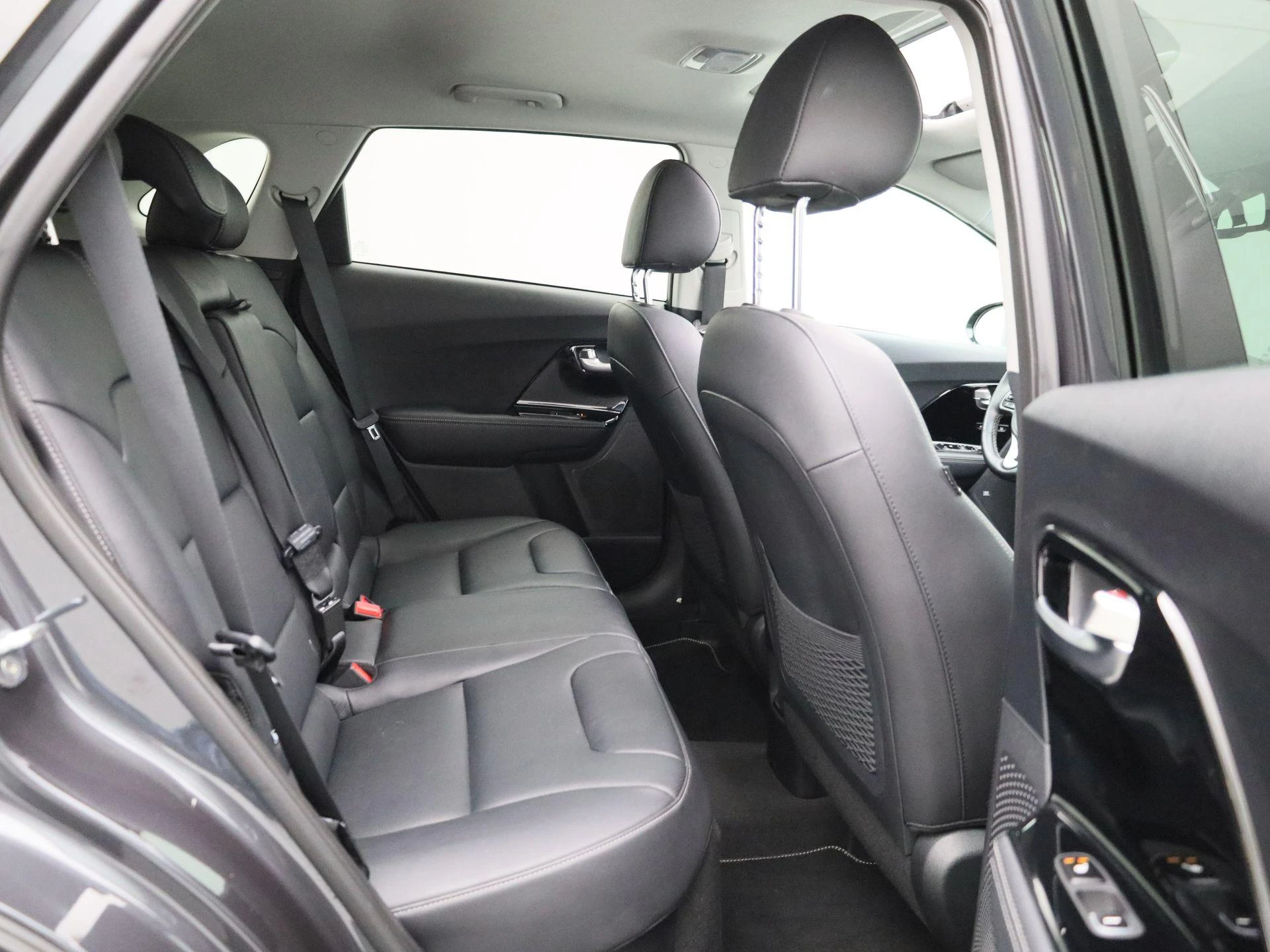 Kia-Niro-image-41