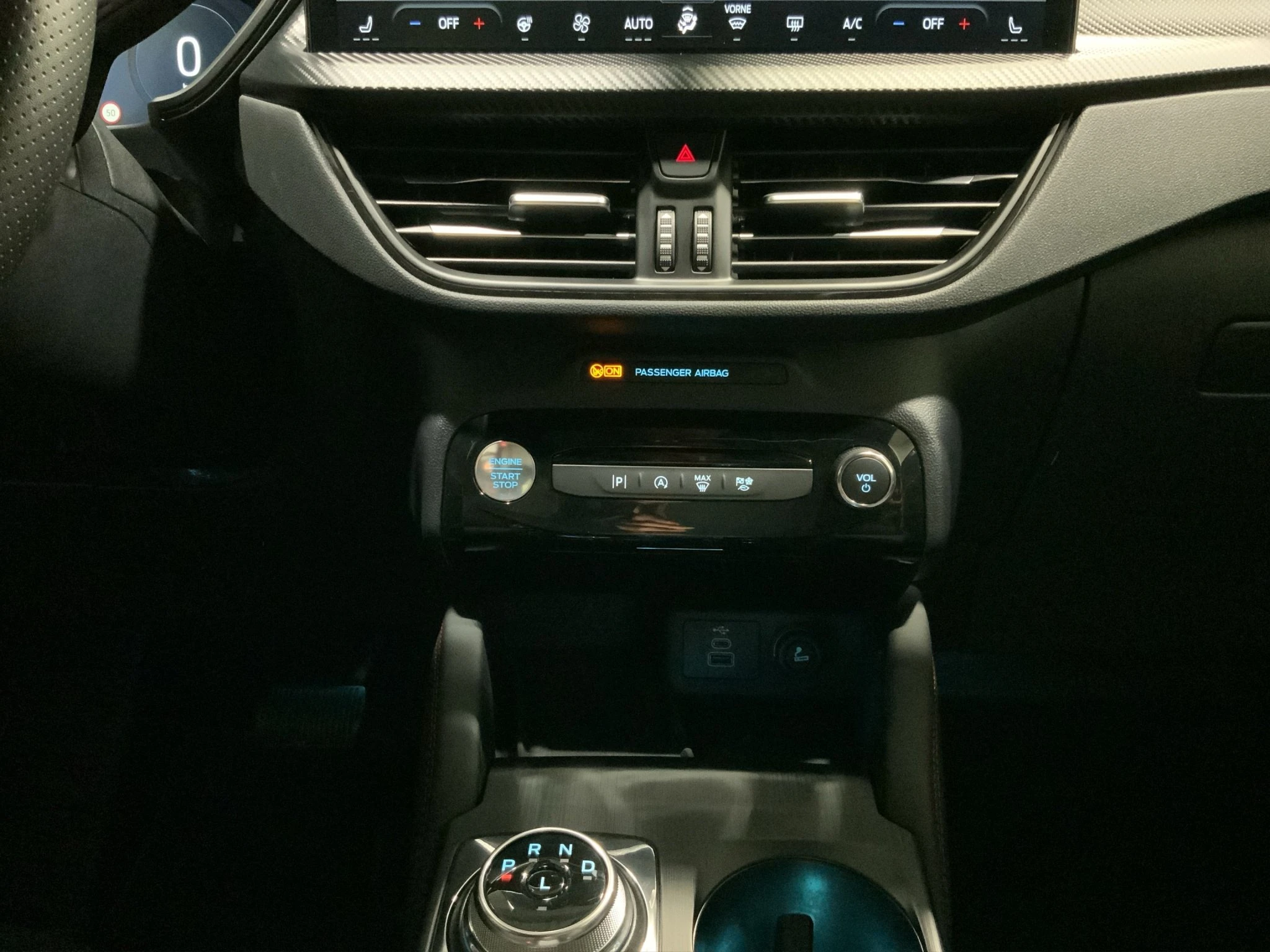 Ford-Kuga-image-13