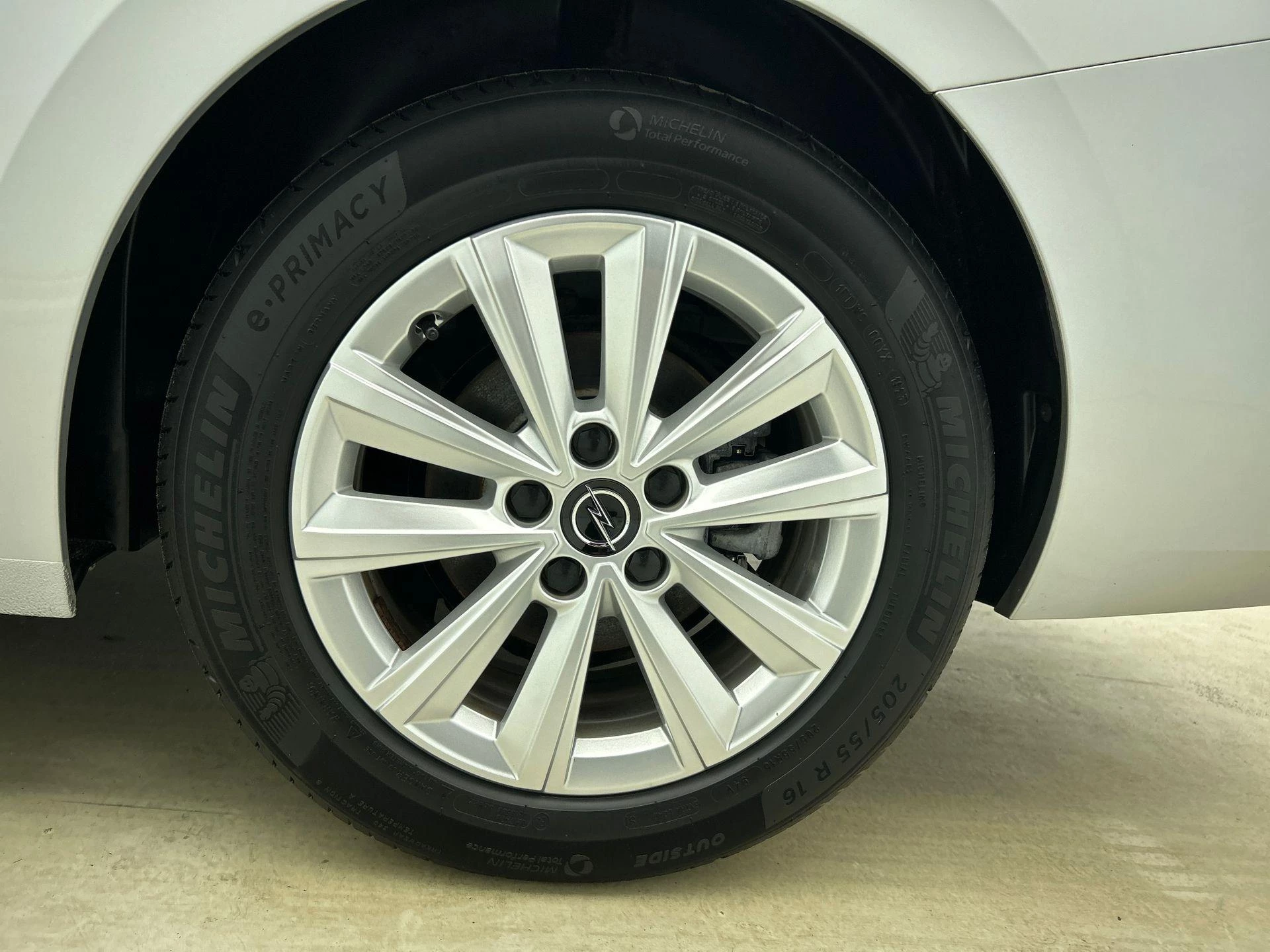 Opel-Astra-image-30