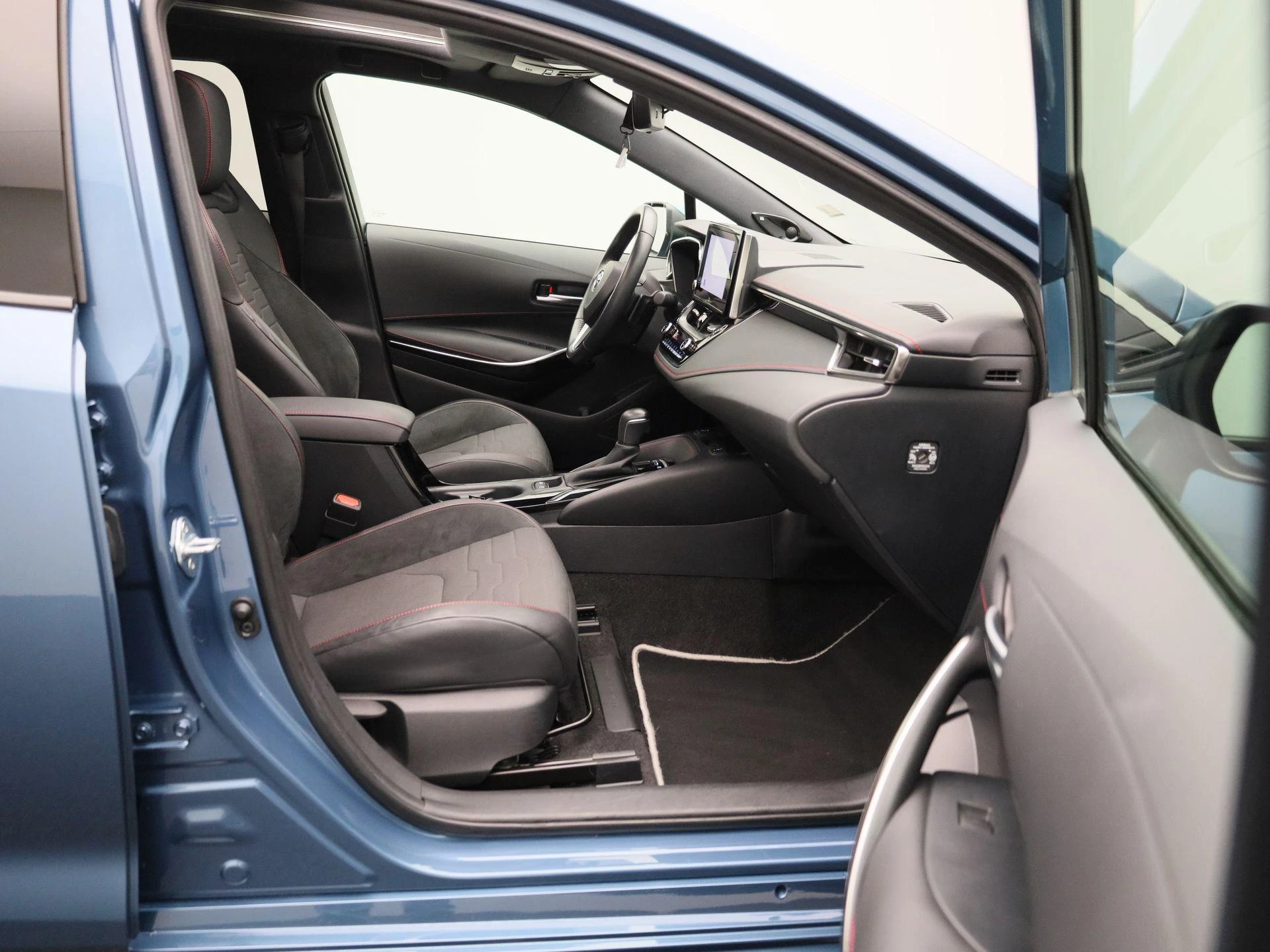 Toyota-Corolla Touring Sports-image-36