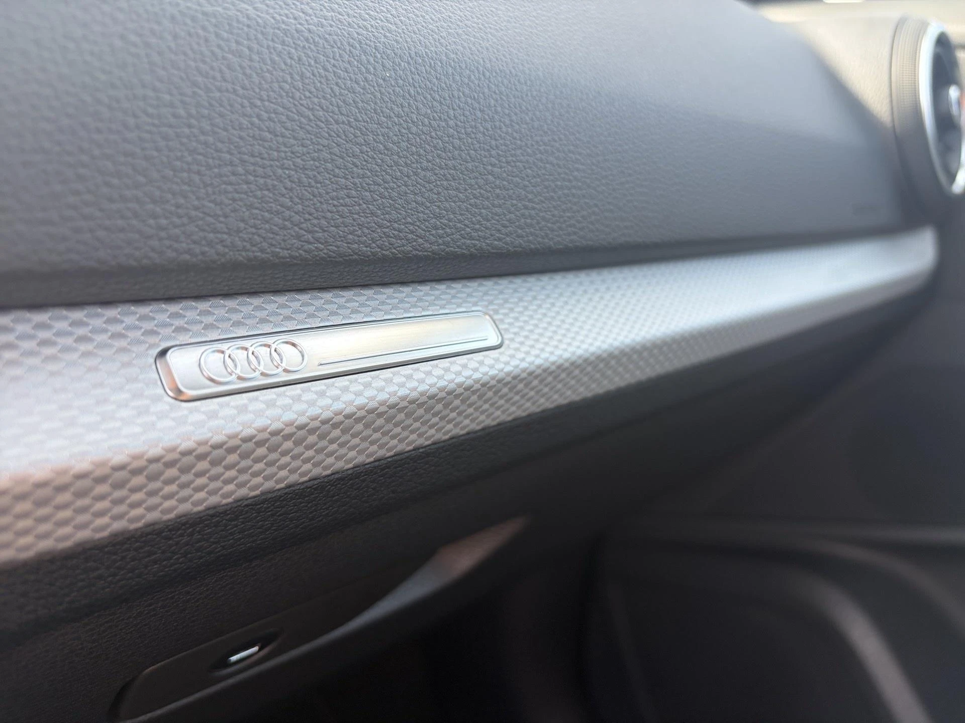 Audi-Q2-image-9