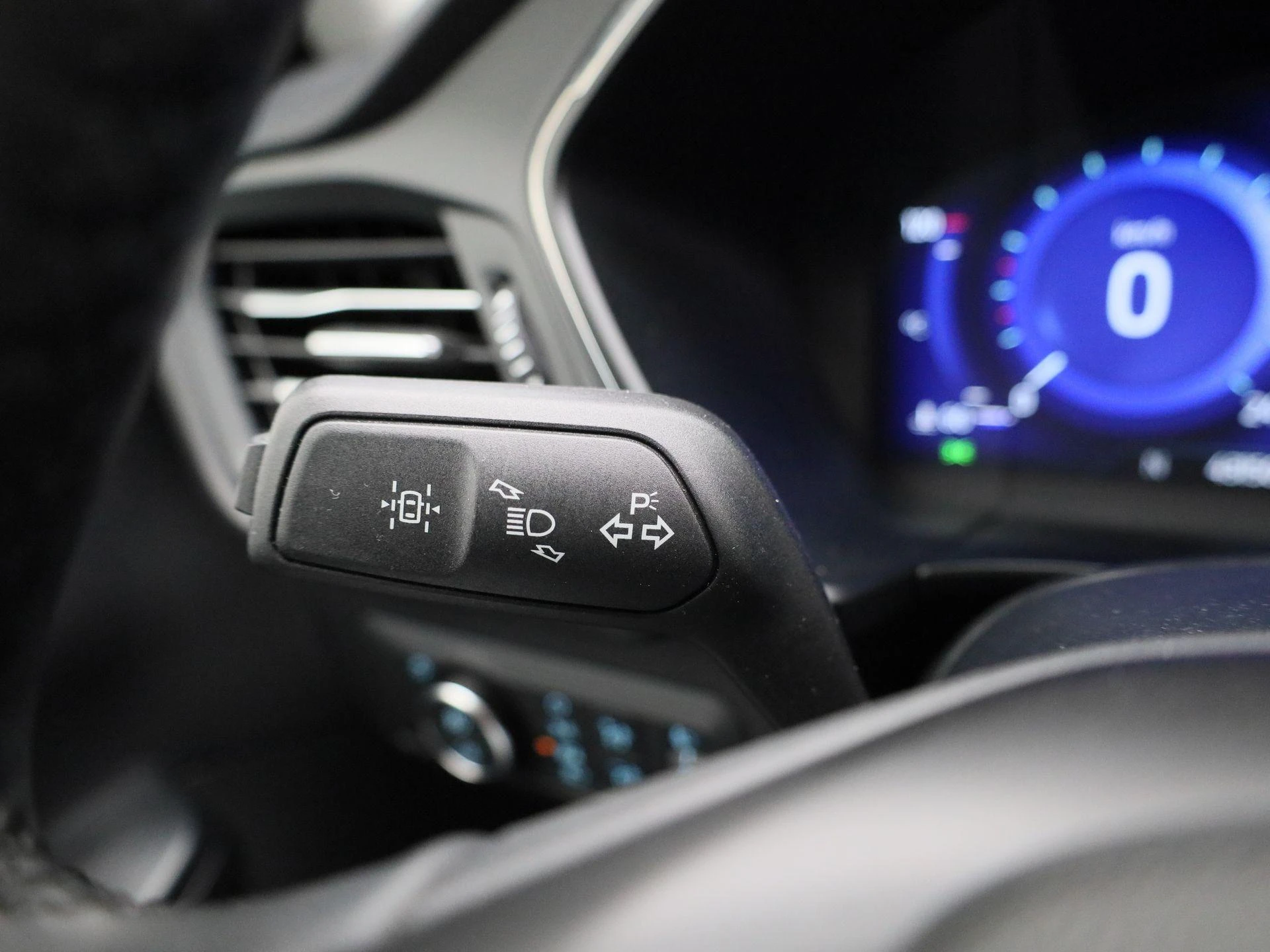 Ford-Kuga-image-18