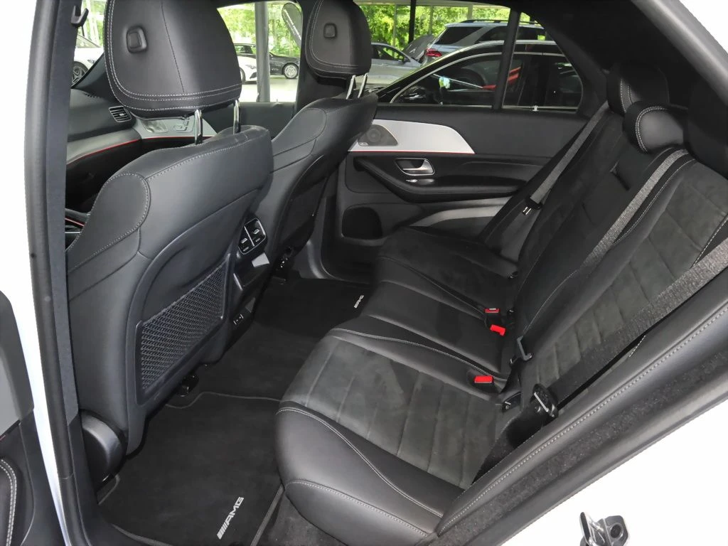 Mercedes-Benz-GLE 450 d-image-13