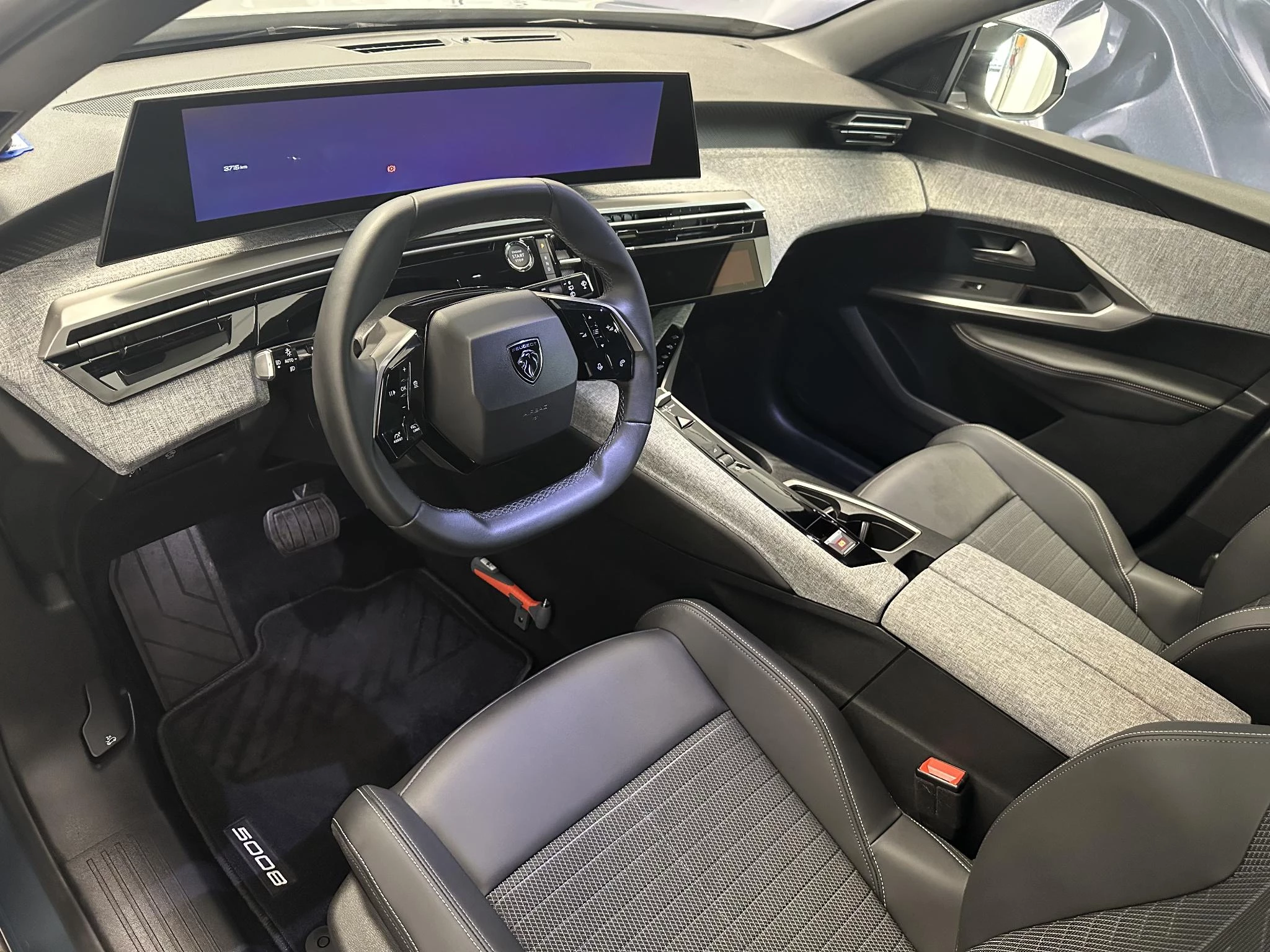 Peugeot 5008 1.2 Hybrid 136 Allure