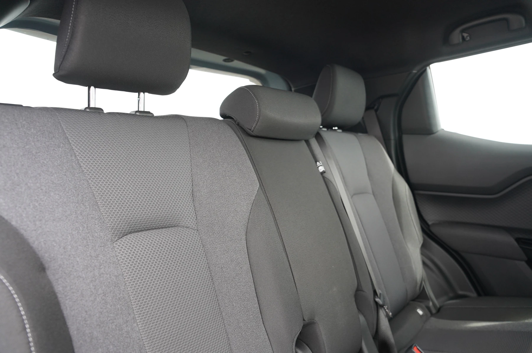 Suzuki-e Vitara-image-28