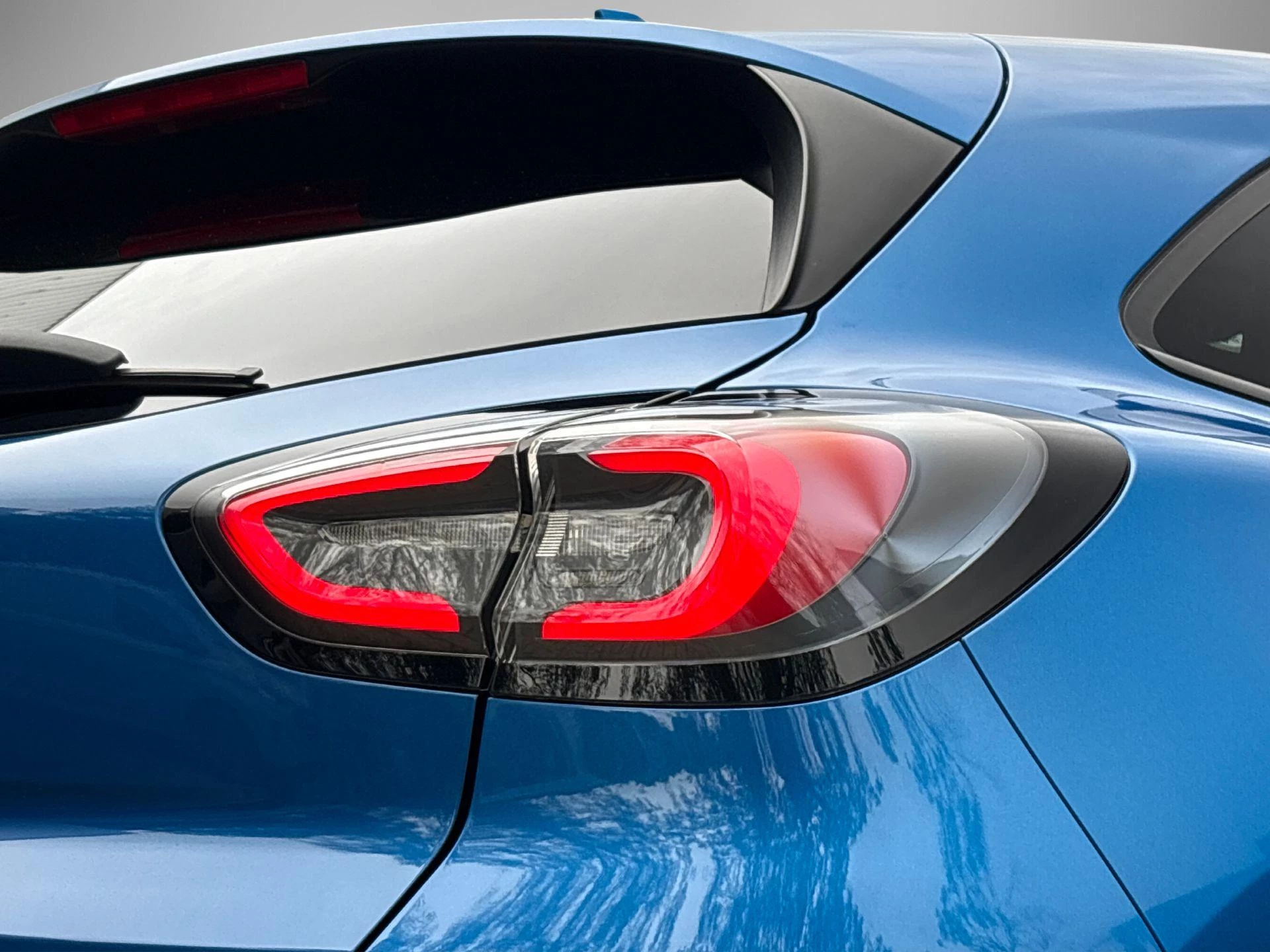 Ford Puma 1.0 EcoBoost Hybrid ST-Line X